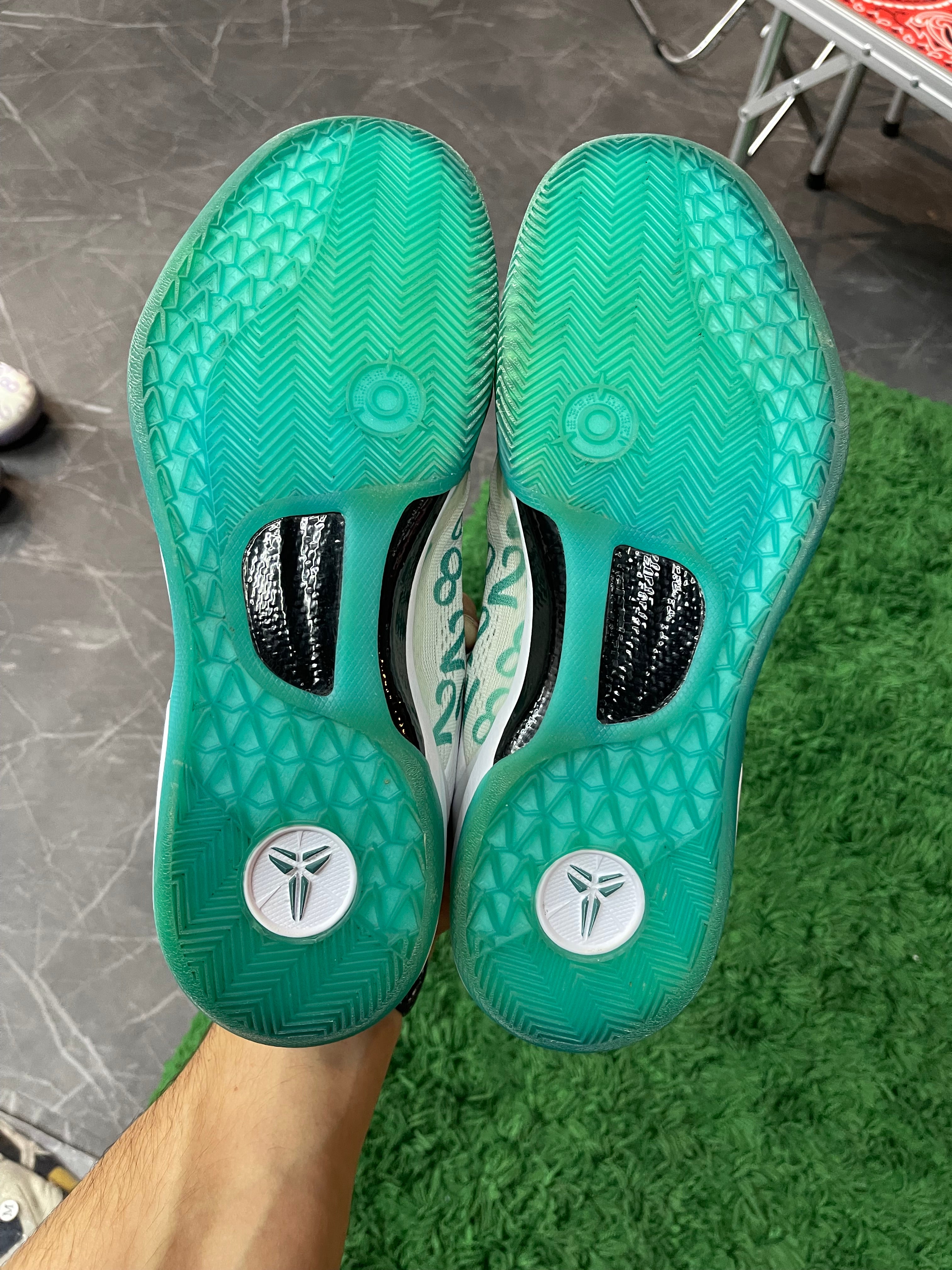 Kobe 8 Protro “Radiant Emerald”