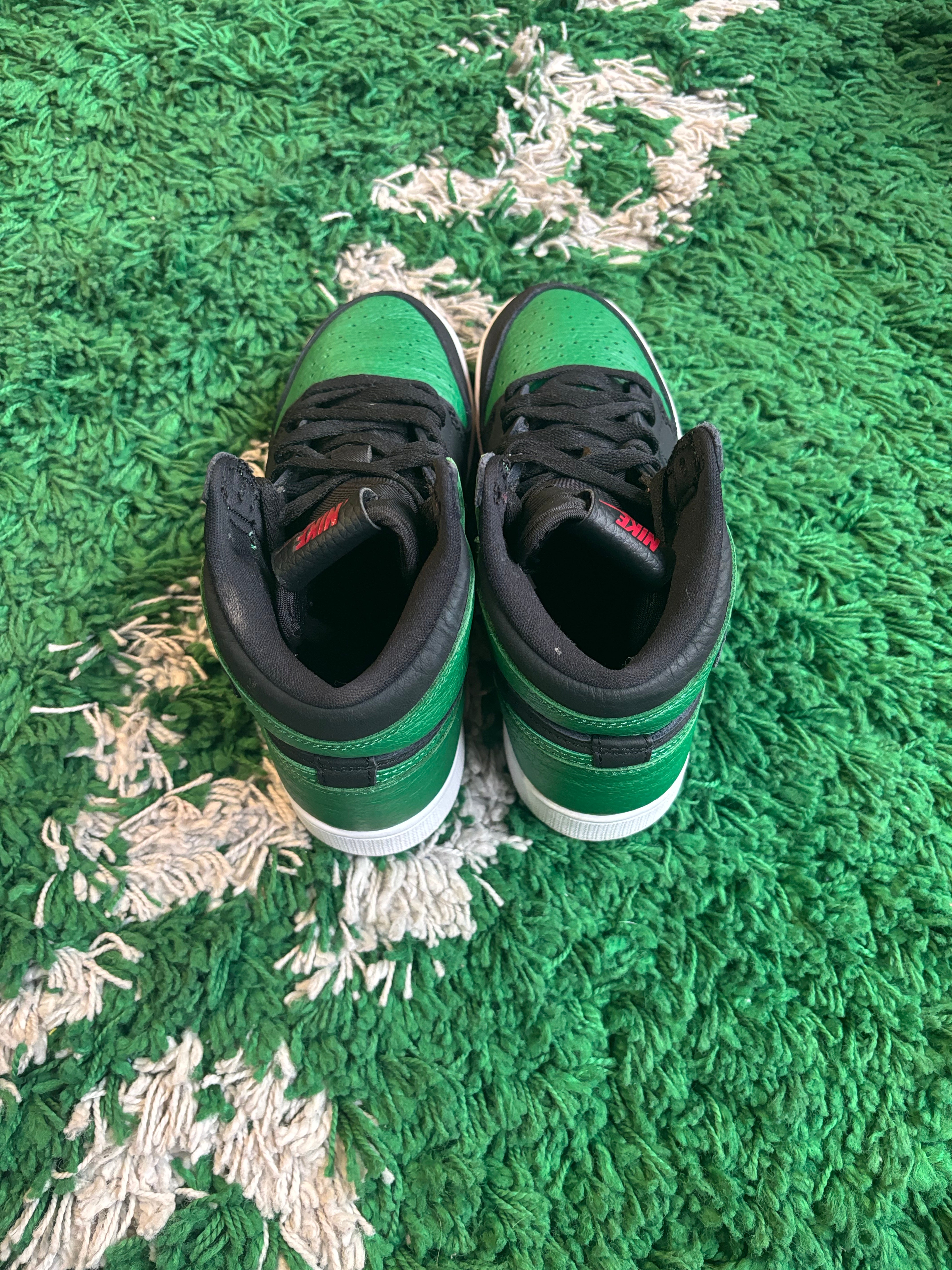 Jordan 1 High “Pine Green”