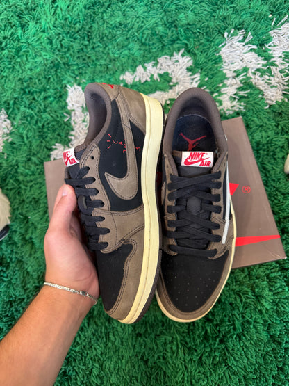 Jordan 1 Low Travis Scott “Mocha”