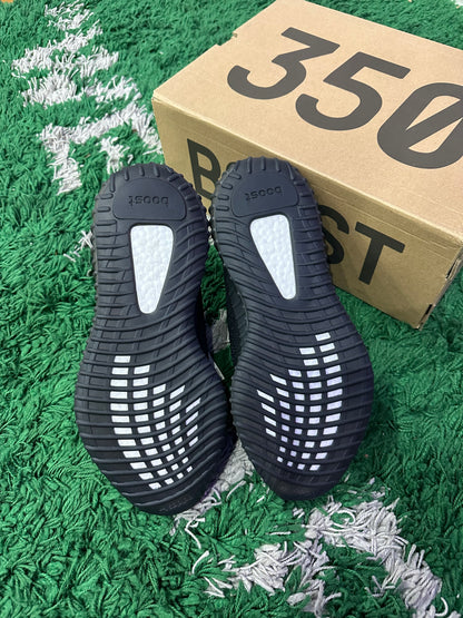 Yeezy Boost 350 “Dazzling Blue”