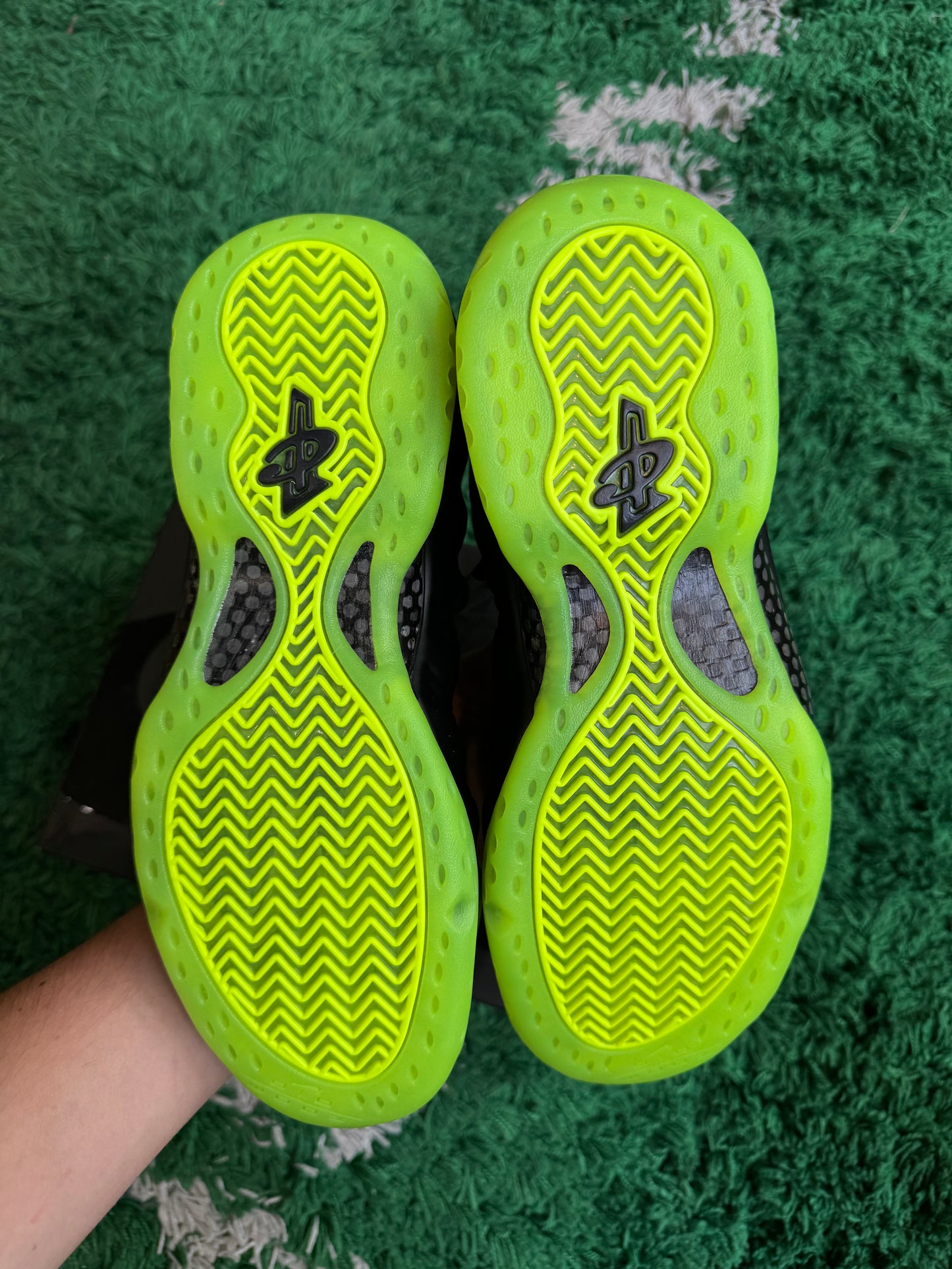 Nike Air Foamposite One Black Volt