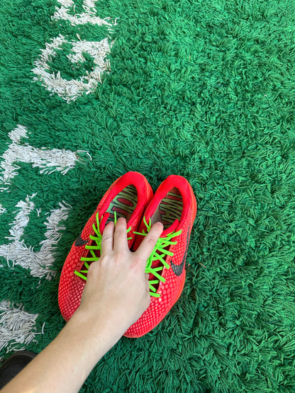 Kobe 6 Protro “Reverse Grinch”