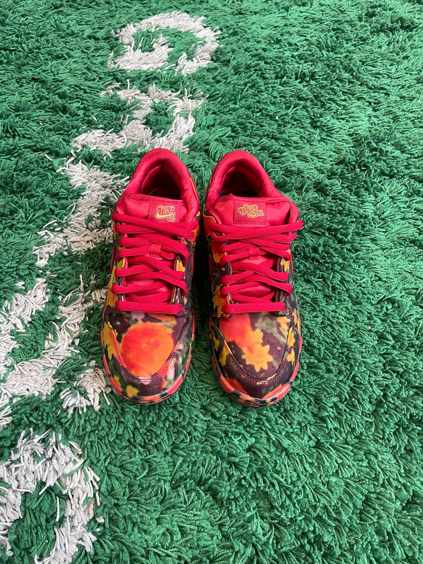 Nike SB Dunk Low “Wizard Of Oz”