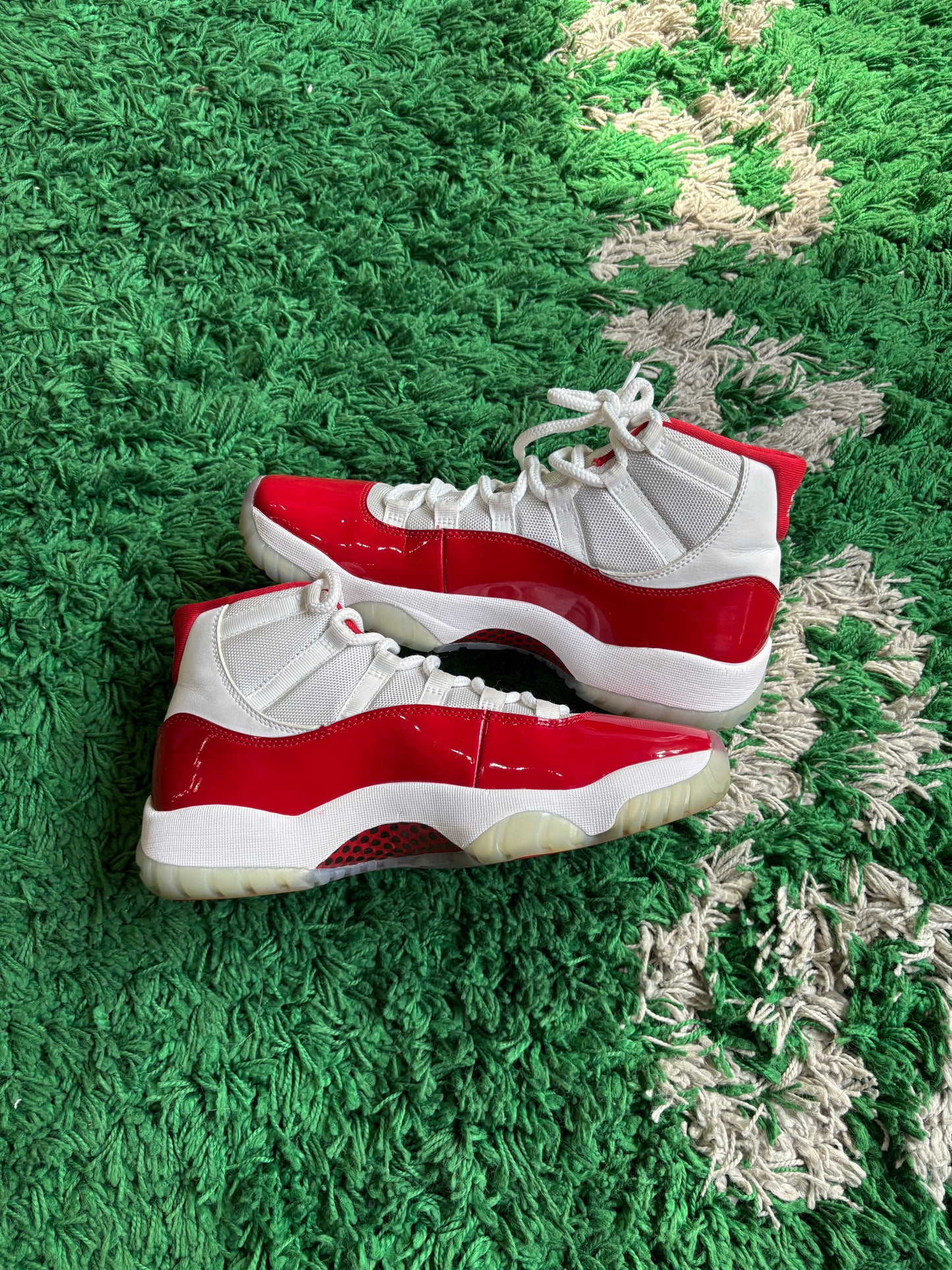 Jordan 11 “Cherry”