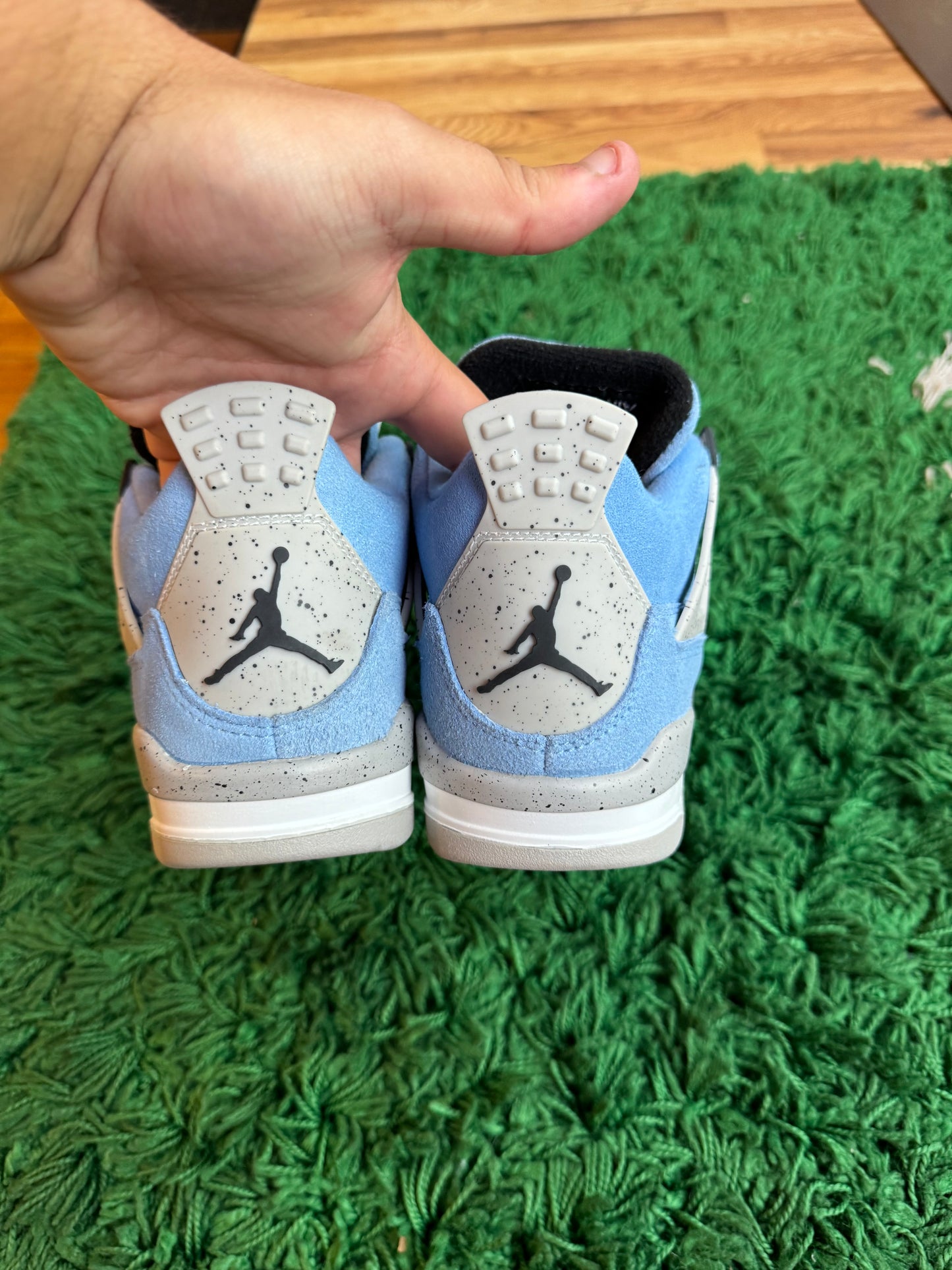 Jordan 4 “University Blue”