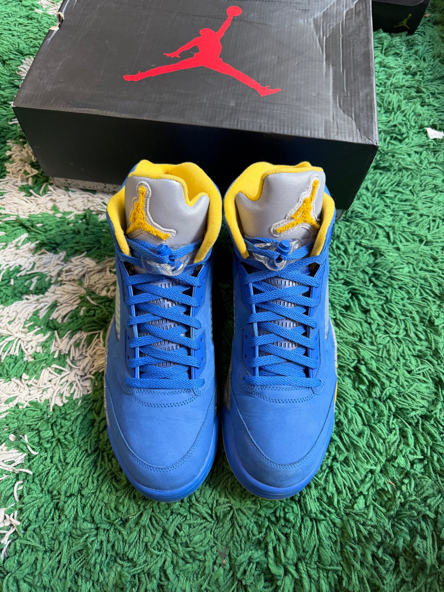 Jordan 4 “Laney Varsity Royal”