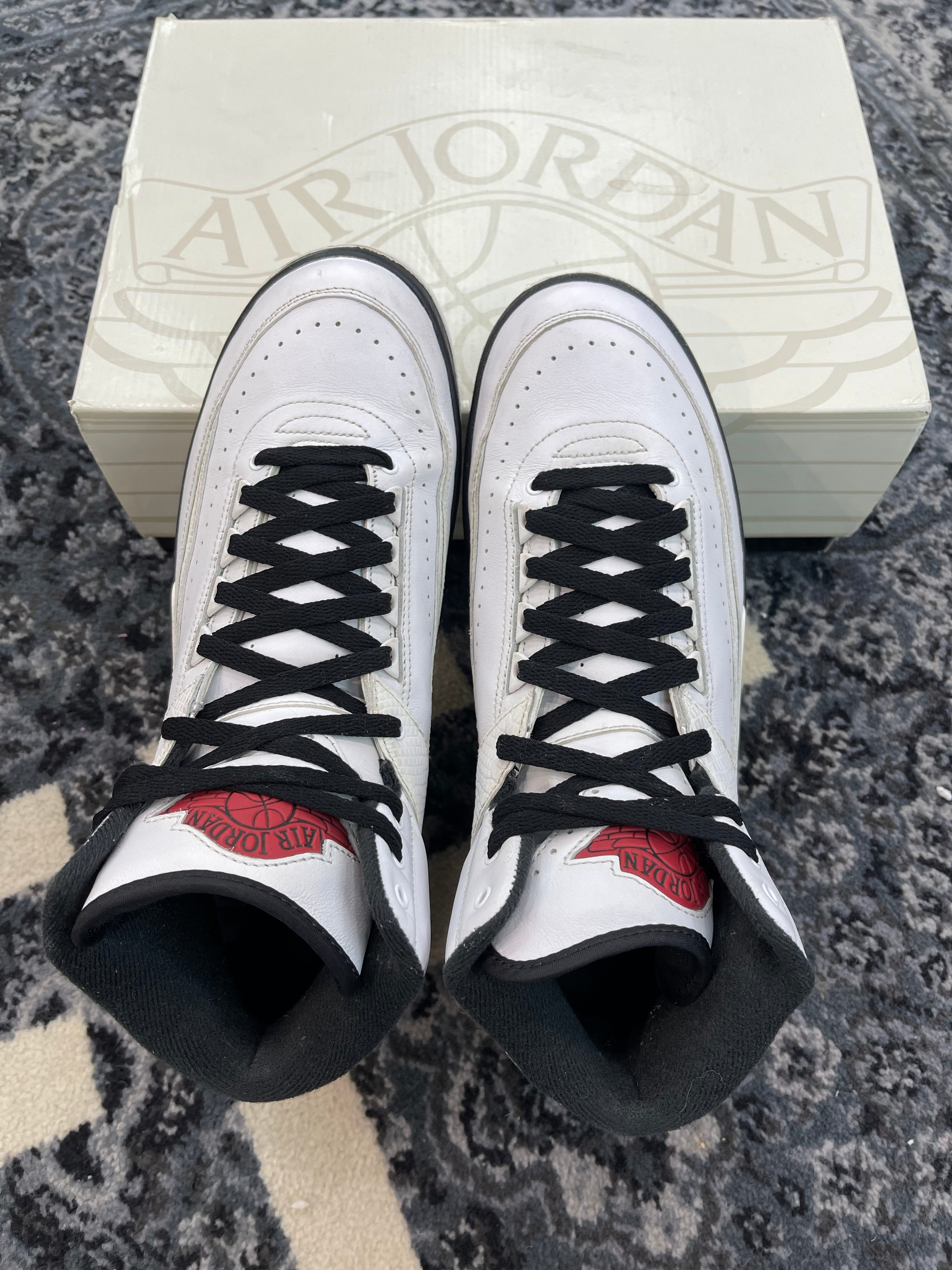 Jordan 2 High “Chicago”