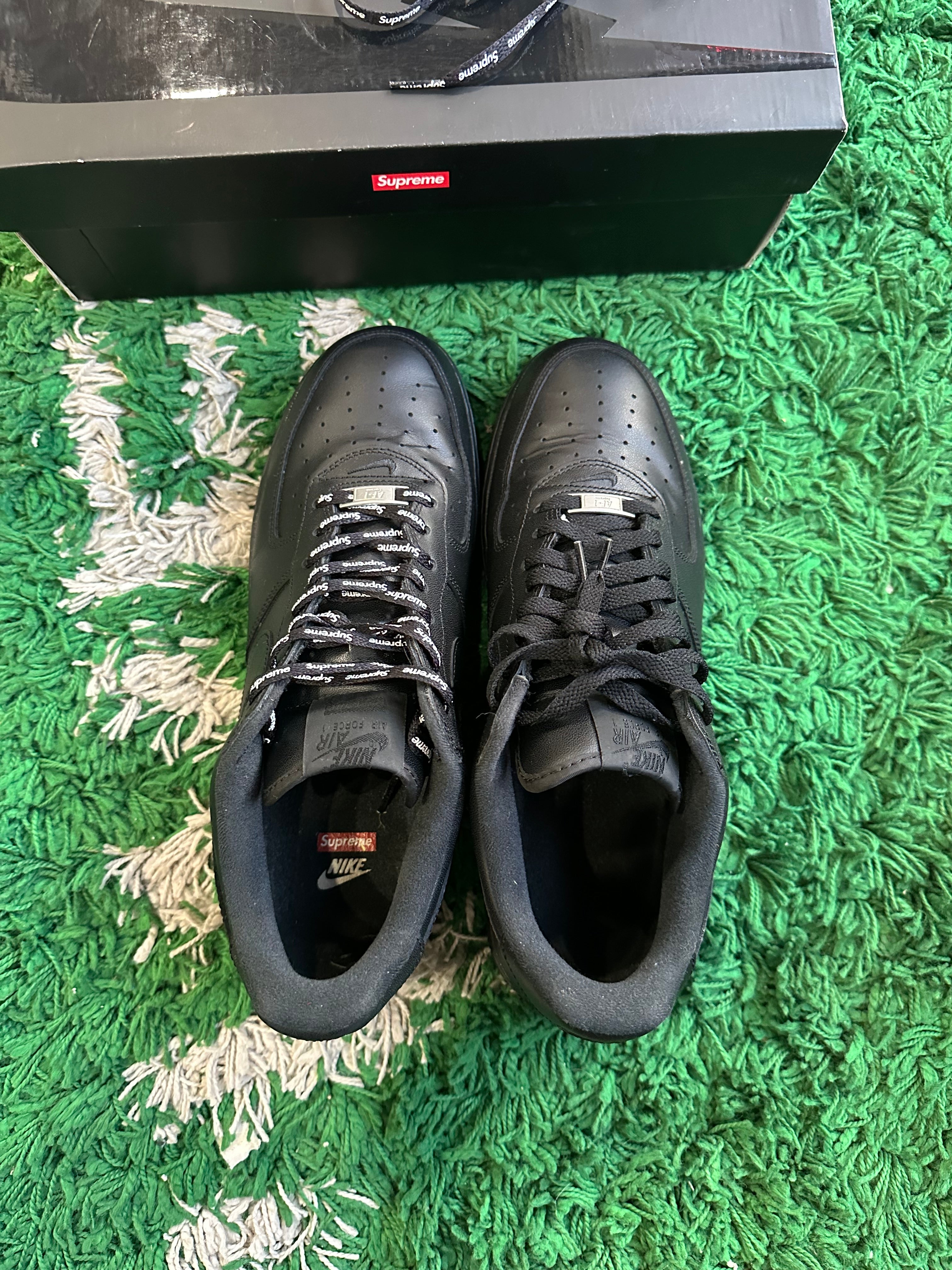 Nike Air Force 1 Low Supreme “Black”