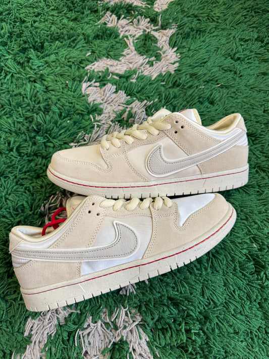 Nike Dunk Low SB “City of Love”