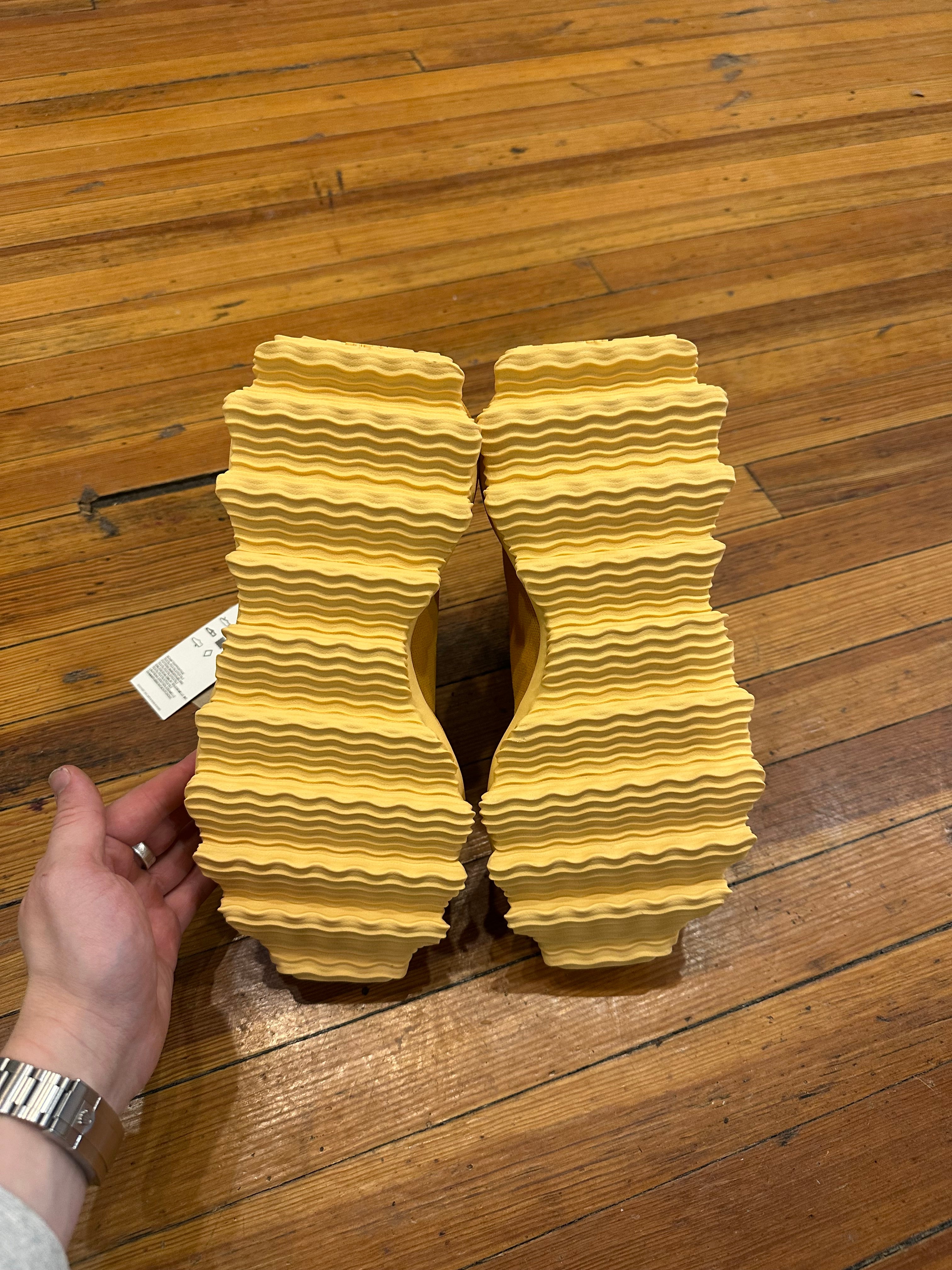 Yeezy Knit RNR Boot “Sulfur”