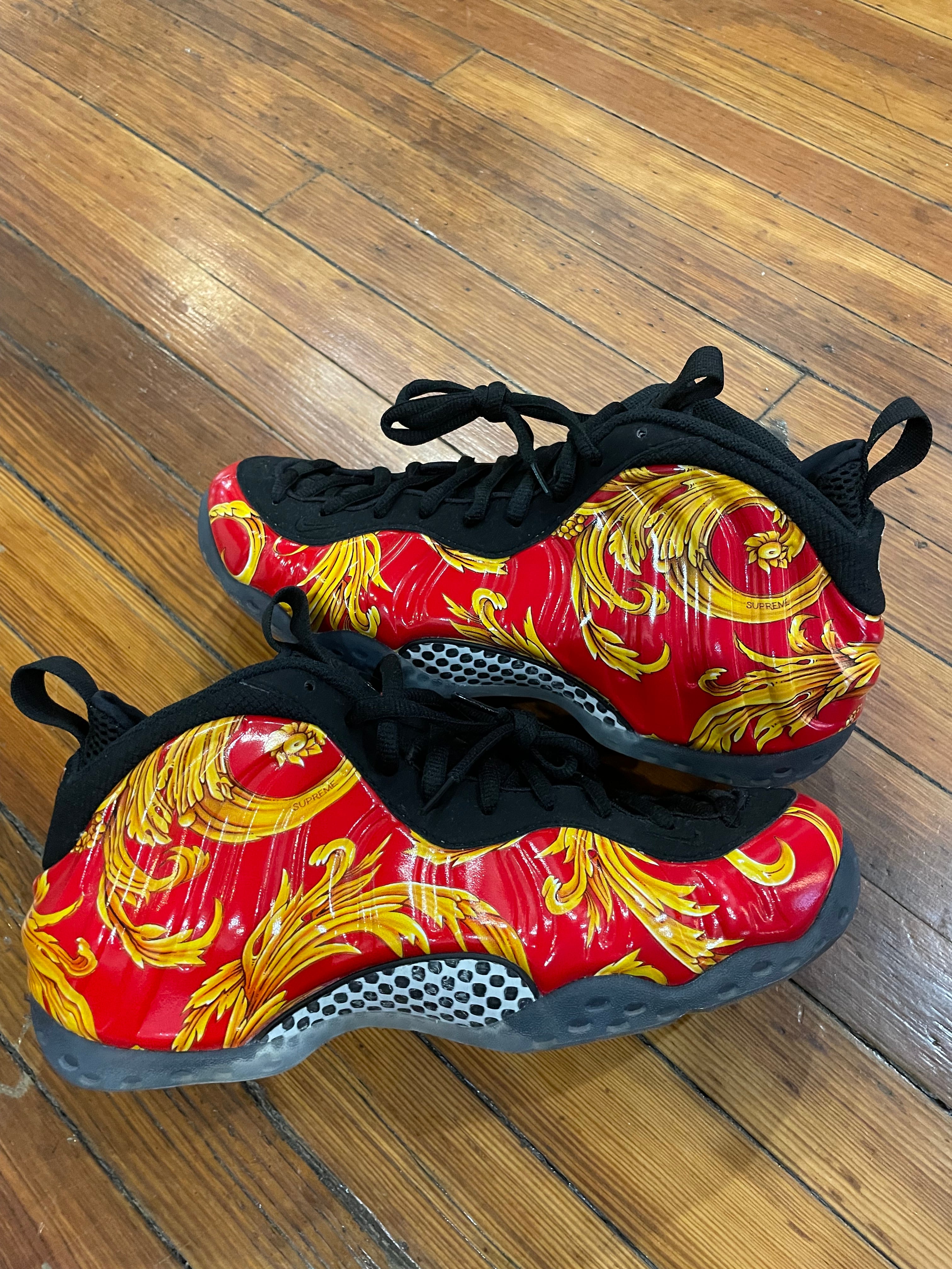 Supreme nike shops foamposite