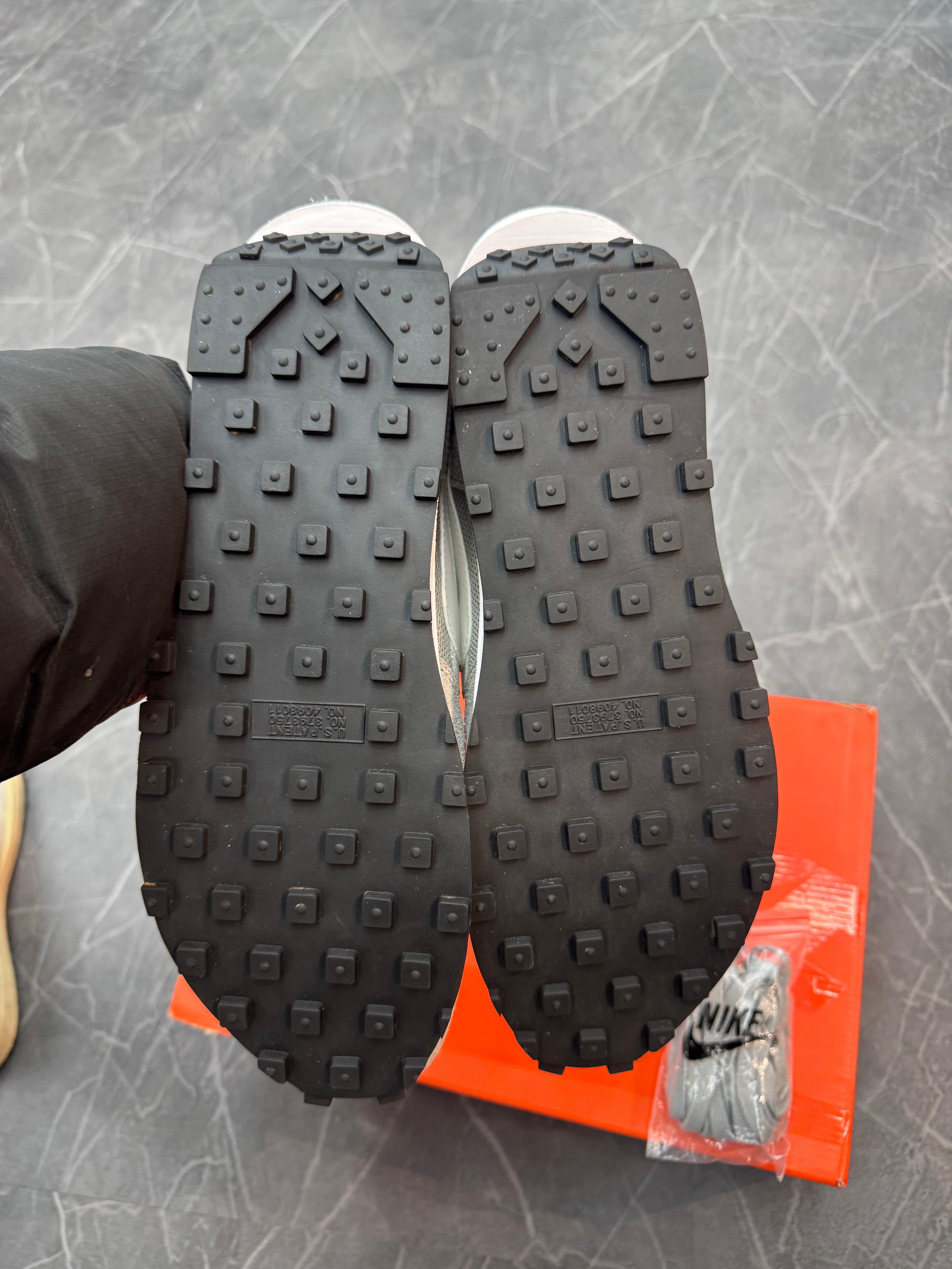 Nike LD Waffle SF sacai Fragment Grey