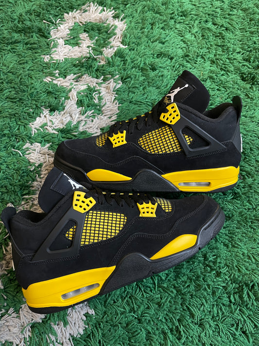 Jordan 4 “Thunder”
