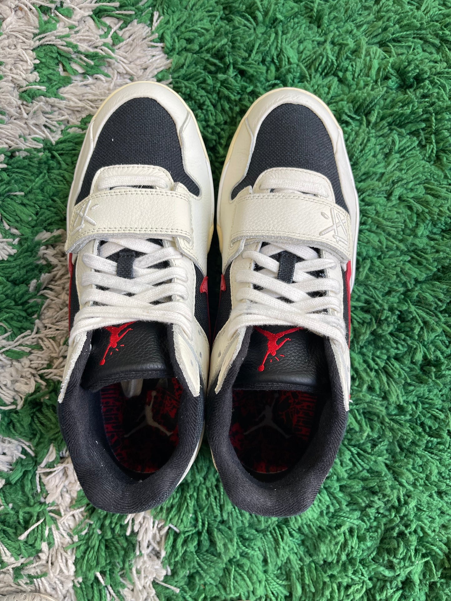 Travis Scott Jumpman Jack TR “University Red”
