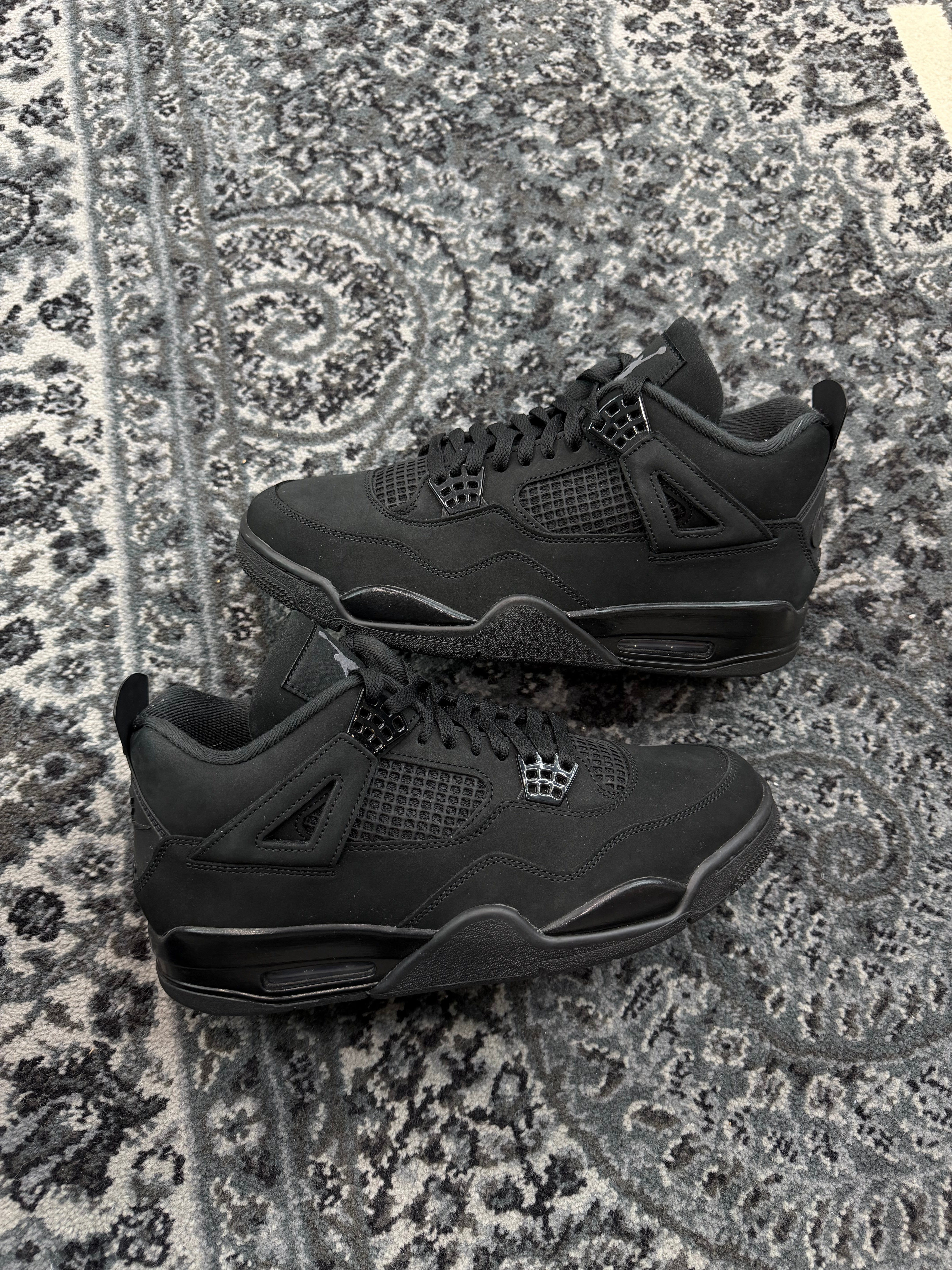 Jordan 4 “Black Cat”