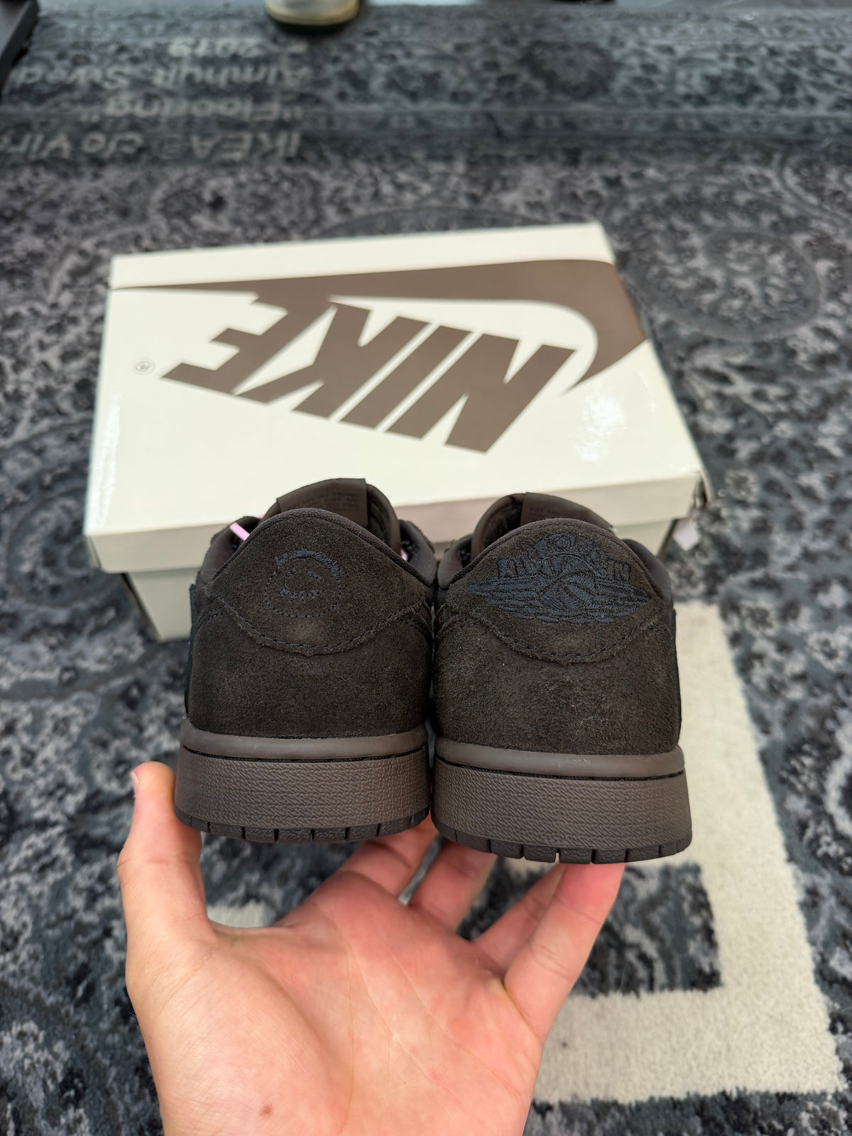 Jordan 1 Low x Travis Scott “Velvet Brown”