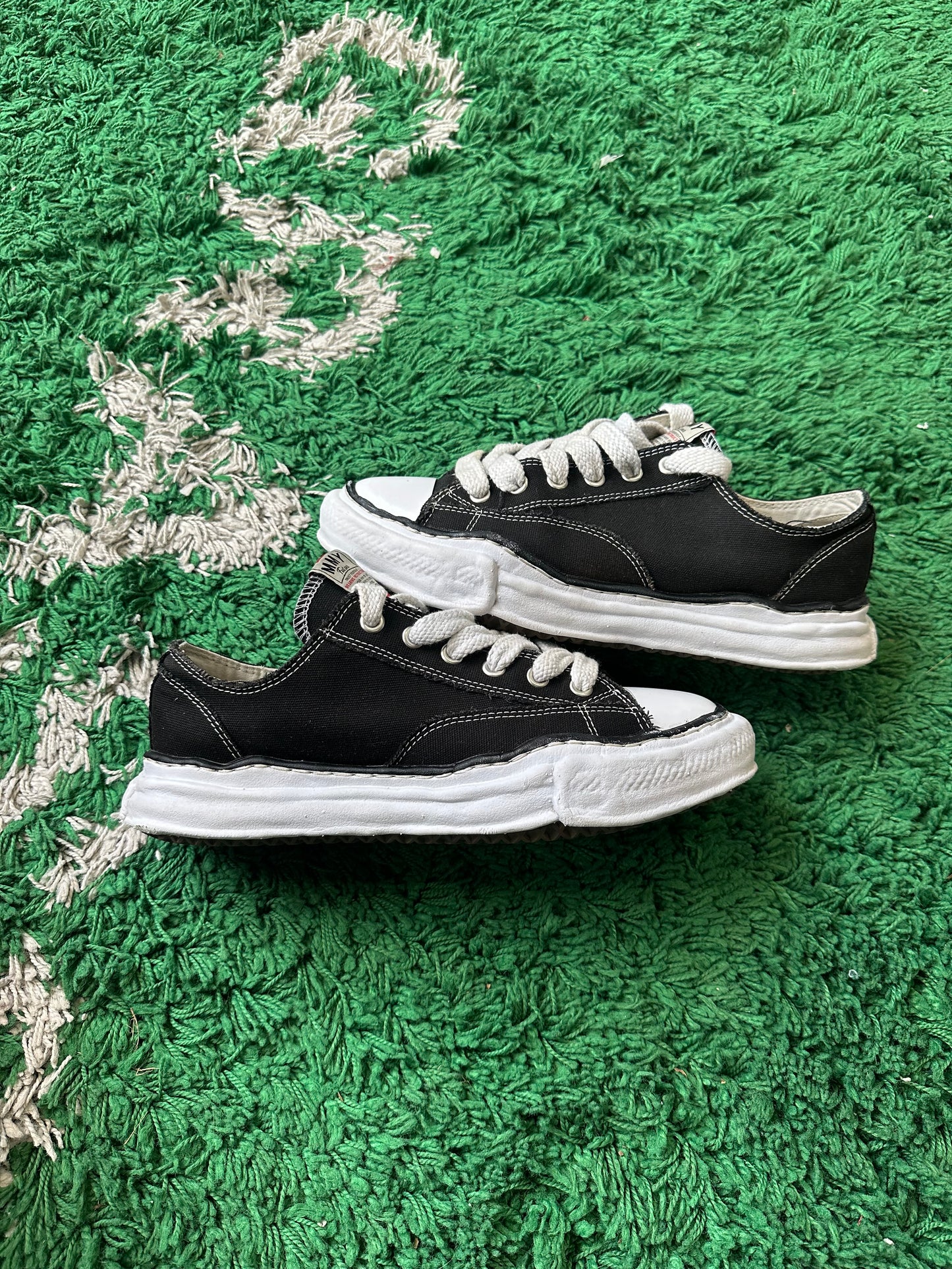 Maison Mihara Low Sneaker “Black”