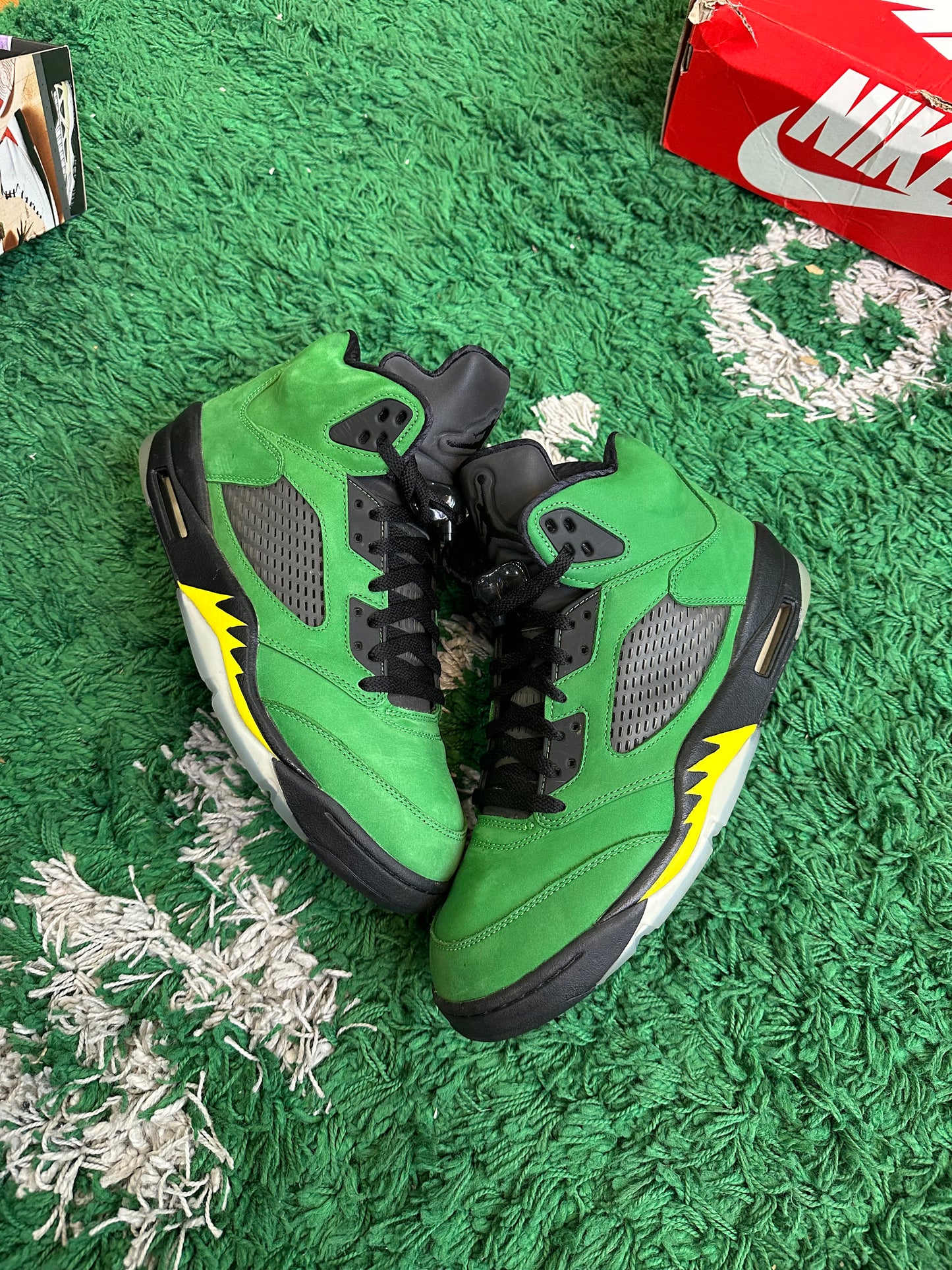 Jordan 5 “Oregon”