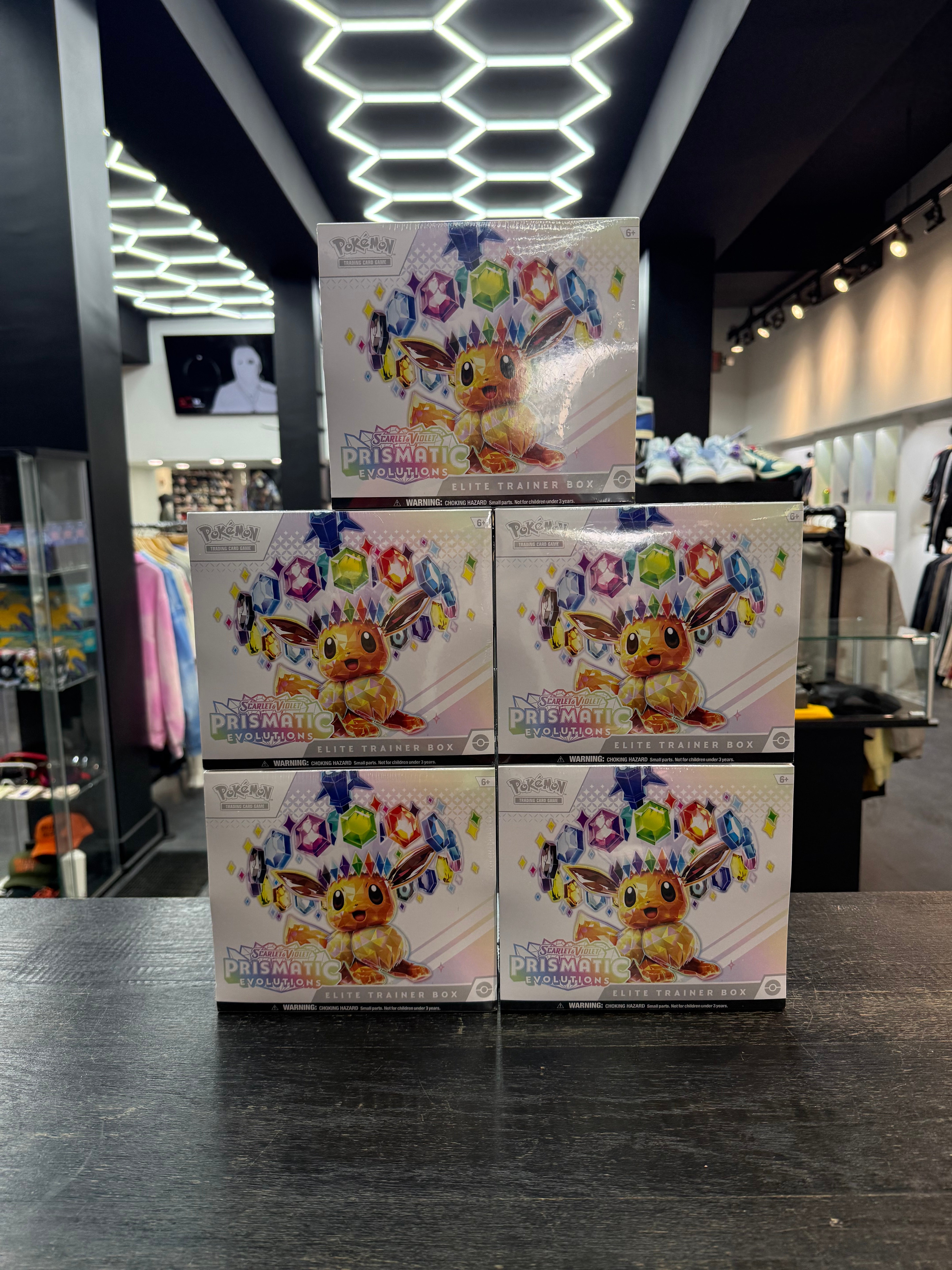 Pokemon Prismatic Evolutions Elite Trainer Box