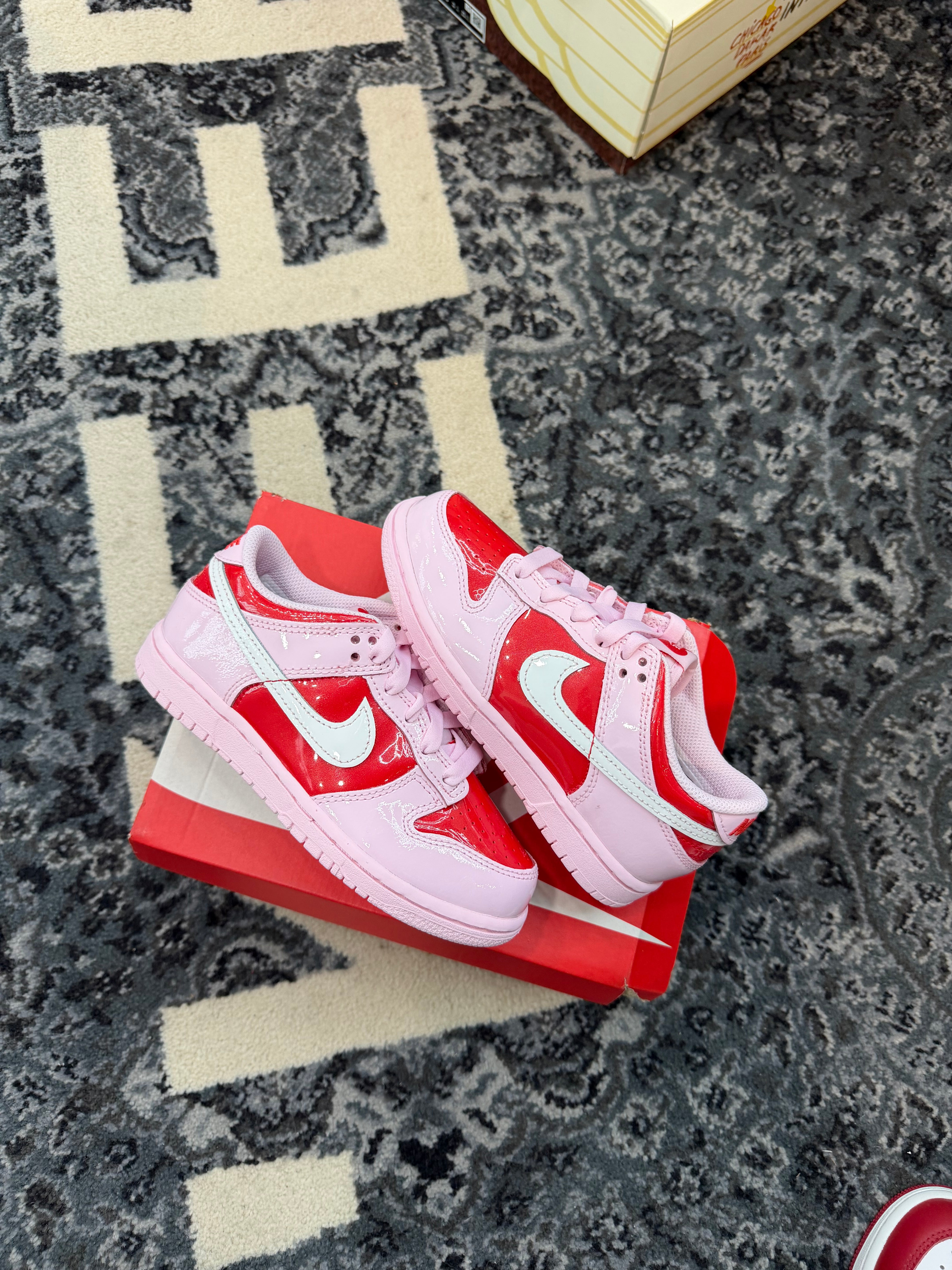 Nike Dunk Low “Valentines Day”