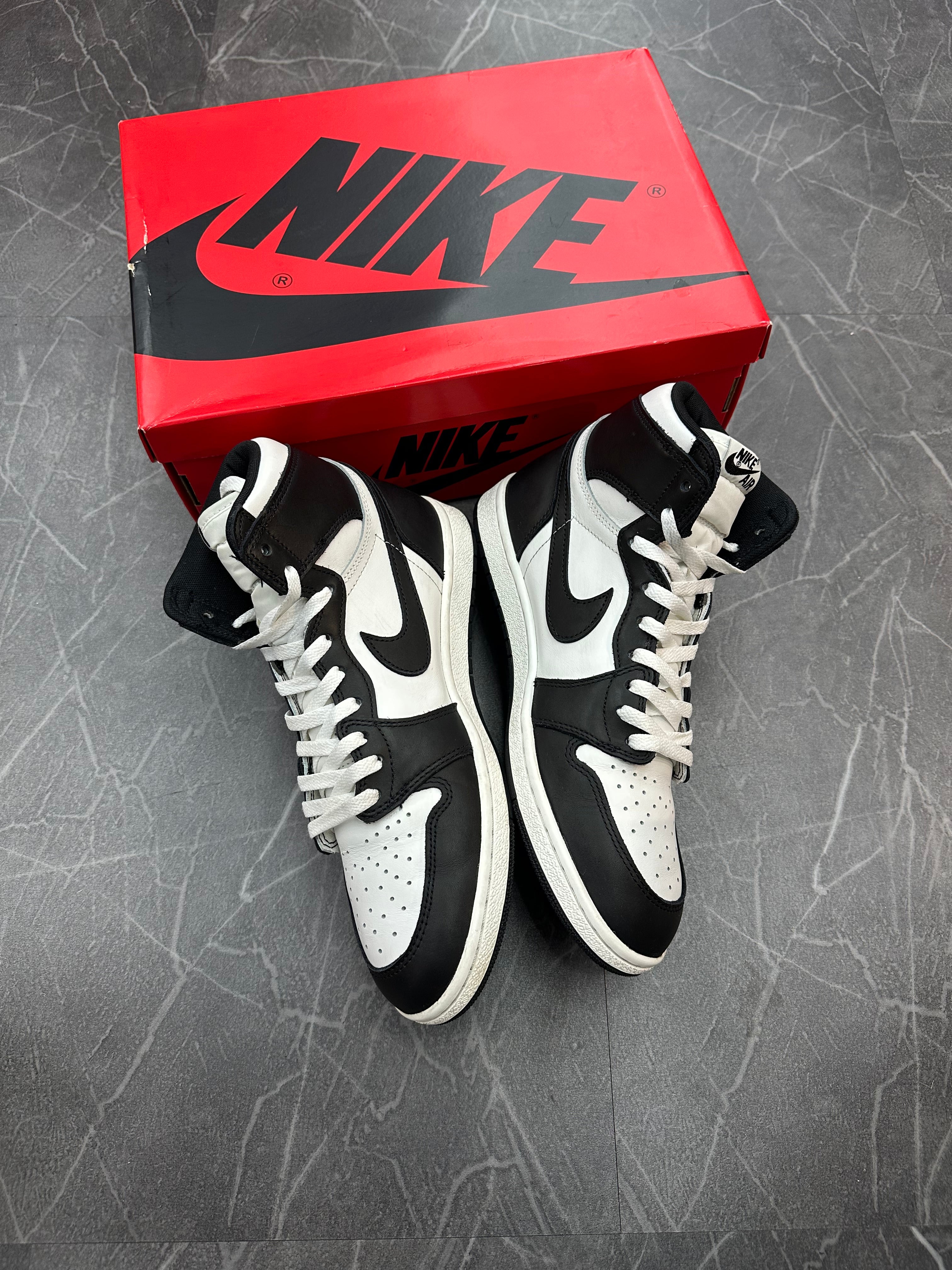 Jordan 1 ‘85 “White Black”