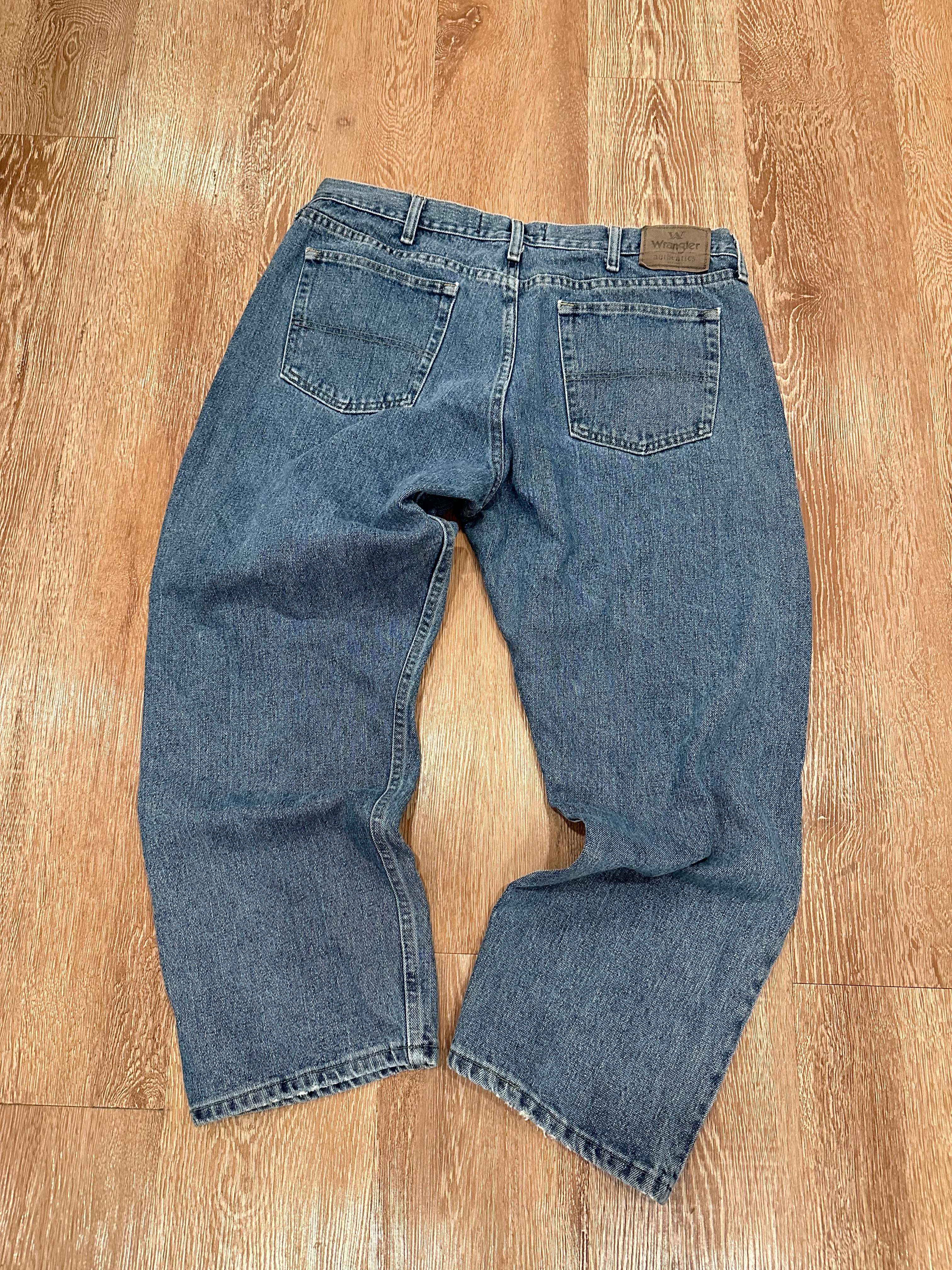 90s Wrangler Denim Jeans Mid Wash (38)