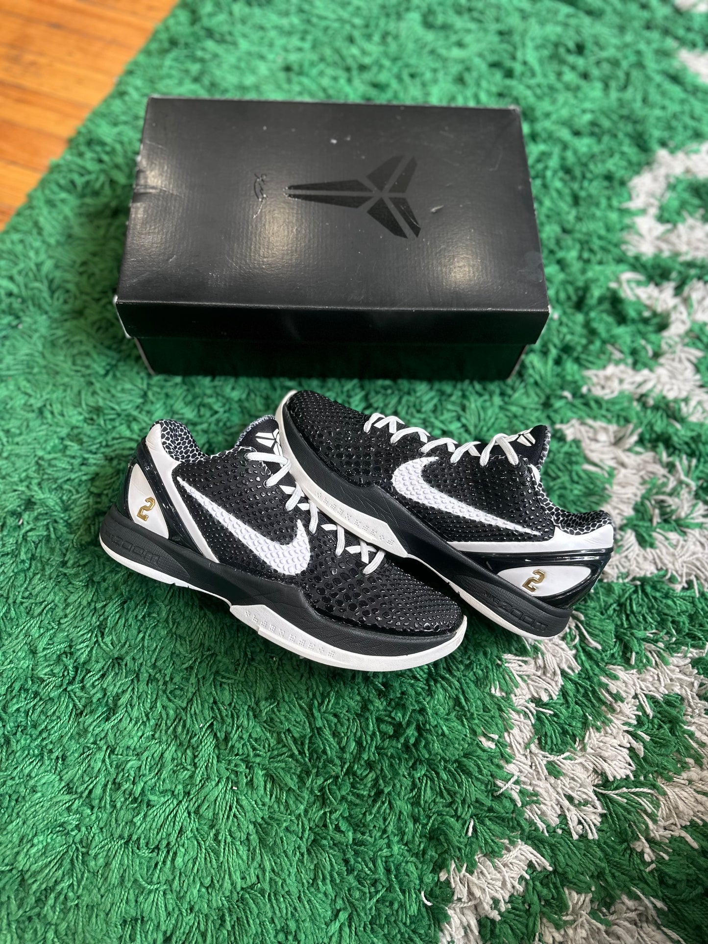 Kobe 6 Protro “Mambacita Sweet 16”