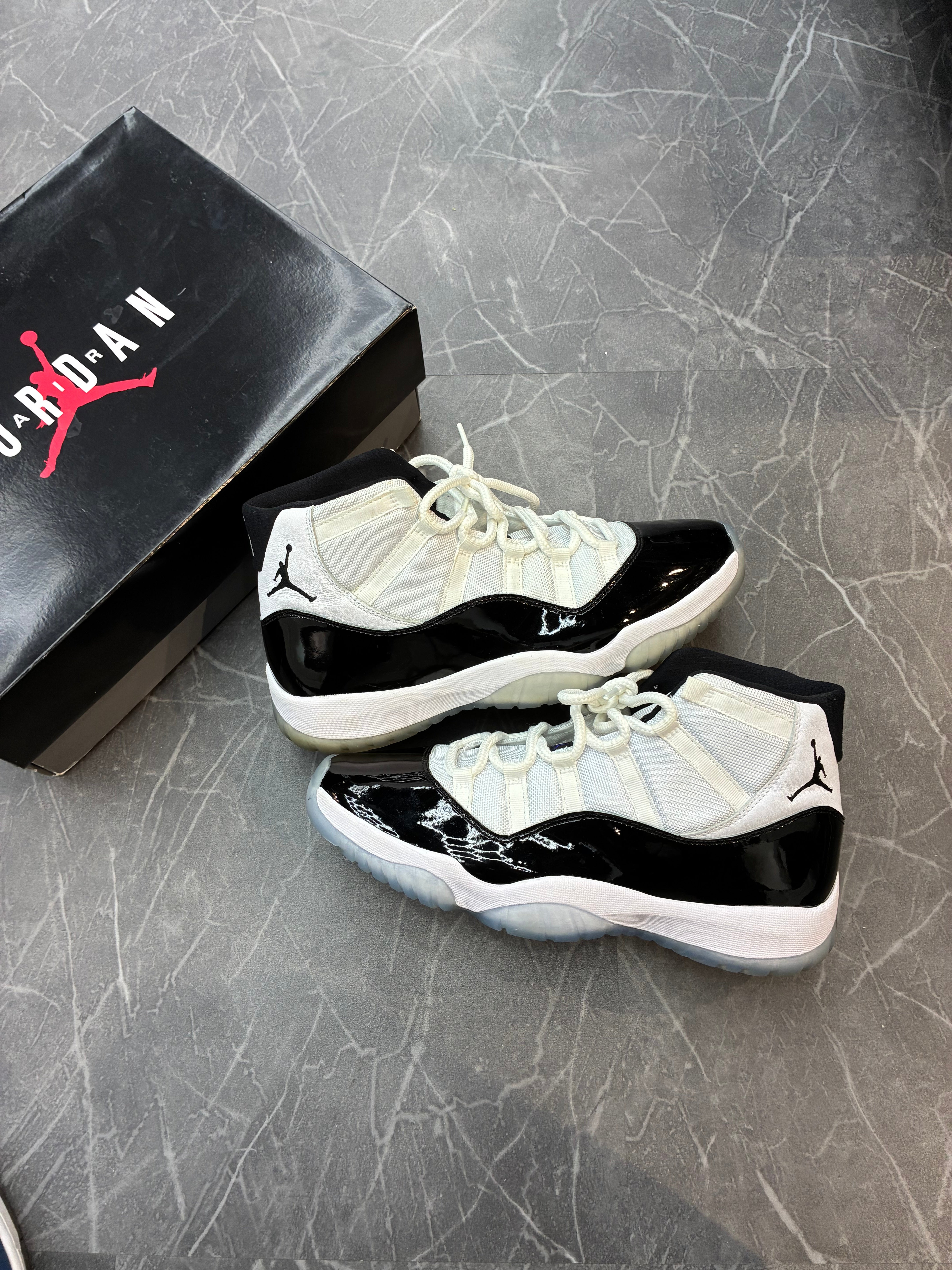 Jordan 11 “Concord”