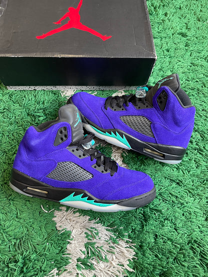 Jordan 5 “Alternate Grape”
