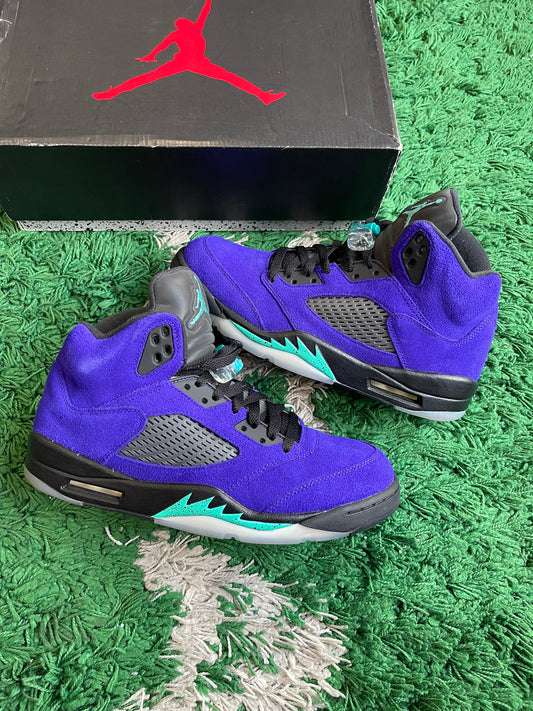 Jordan 5 “Alternate Grape”