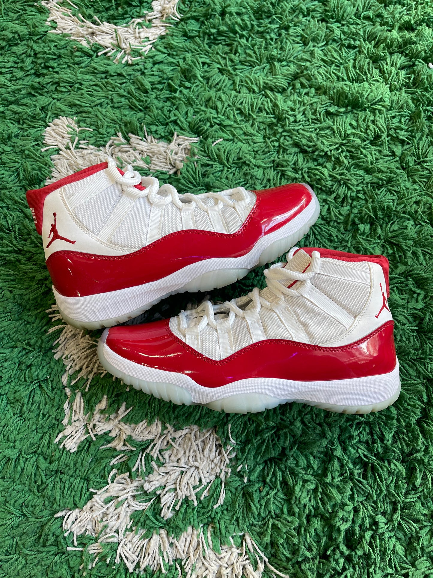 Jordan 11 “Cherry”