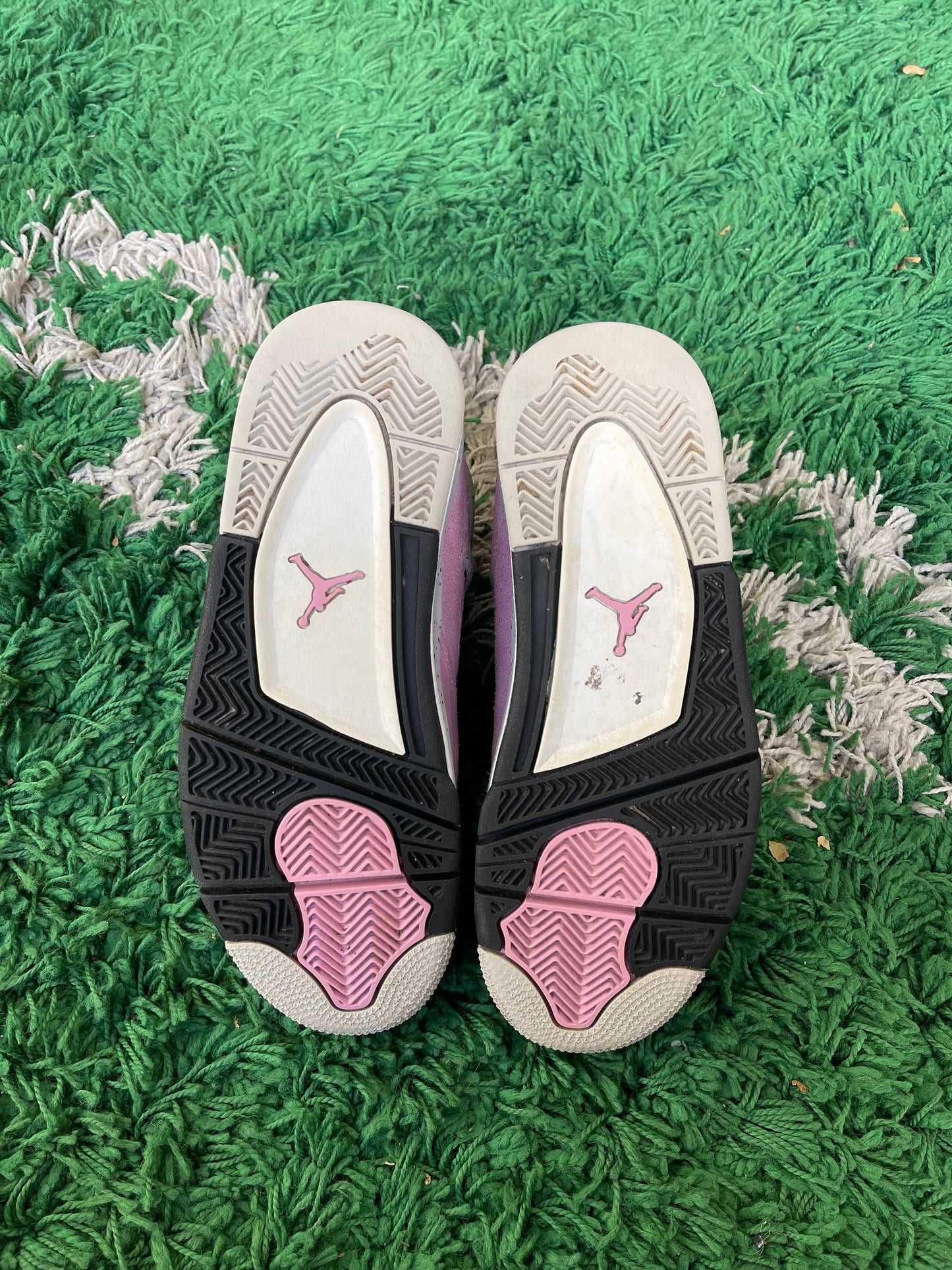 Jordan 4 “Orchid”