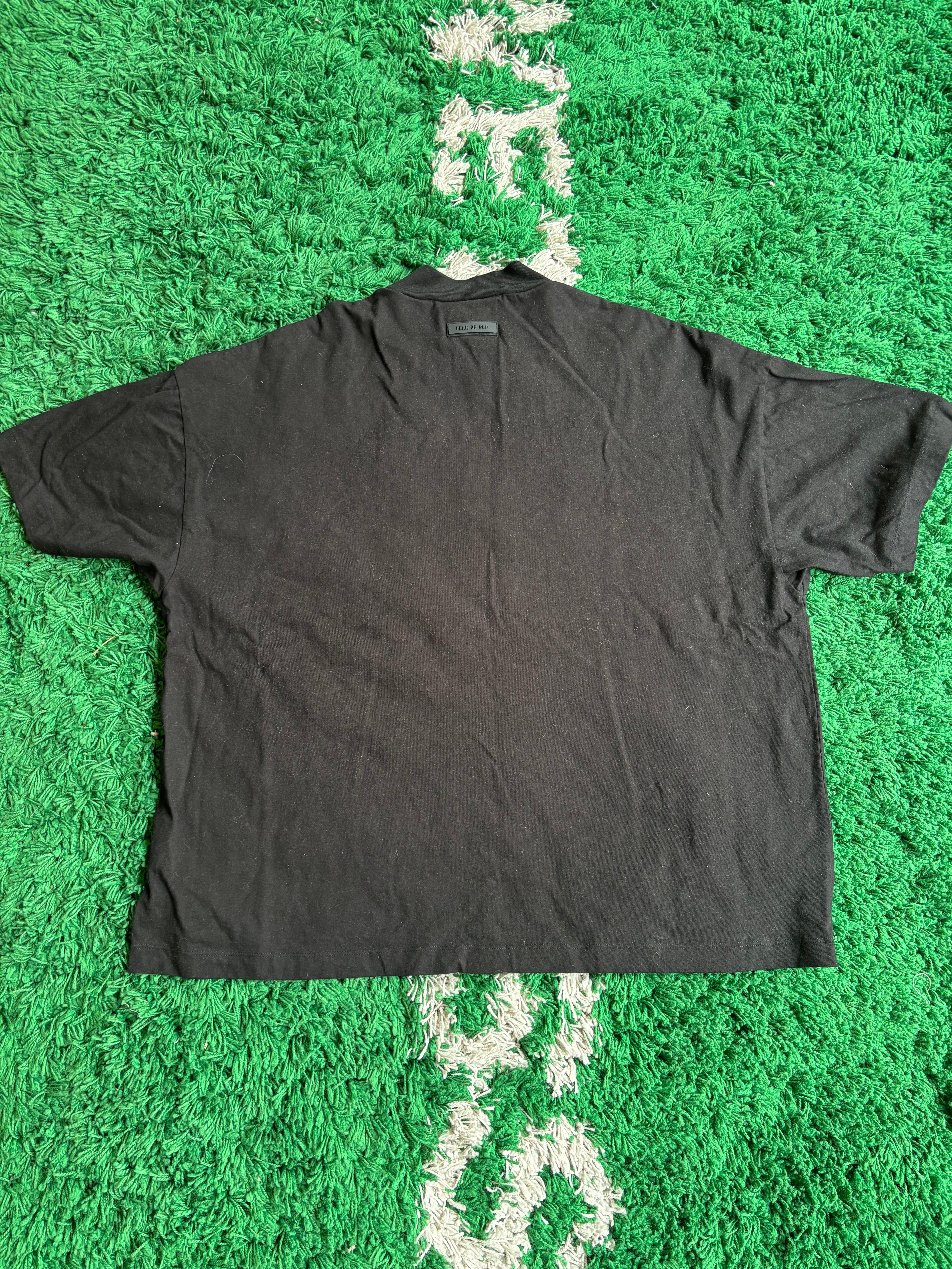 Essentials Arch Logo Tee “Black”