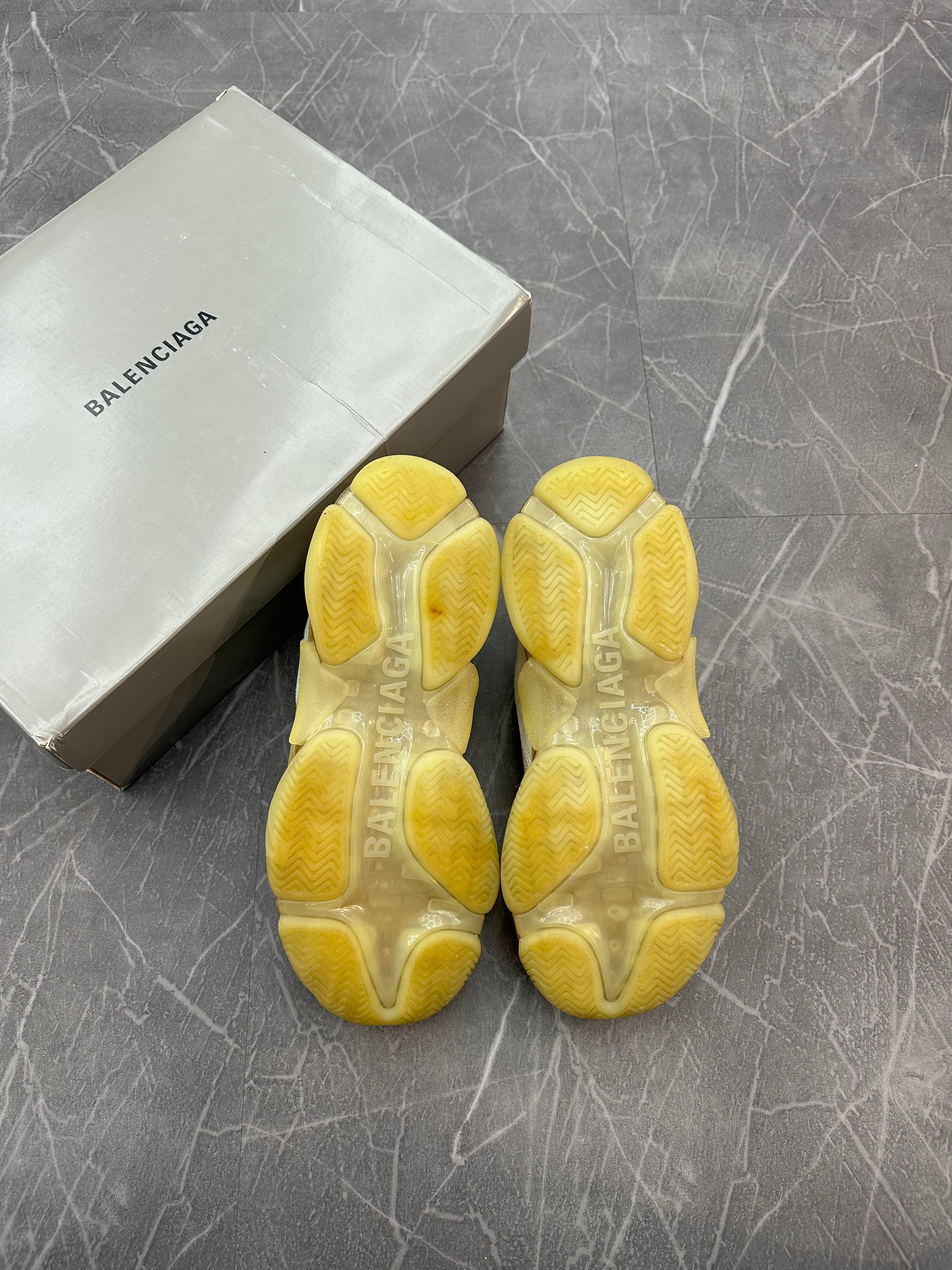 Balenciaga Triple S “Clear Sole”