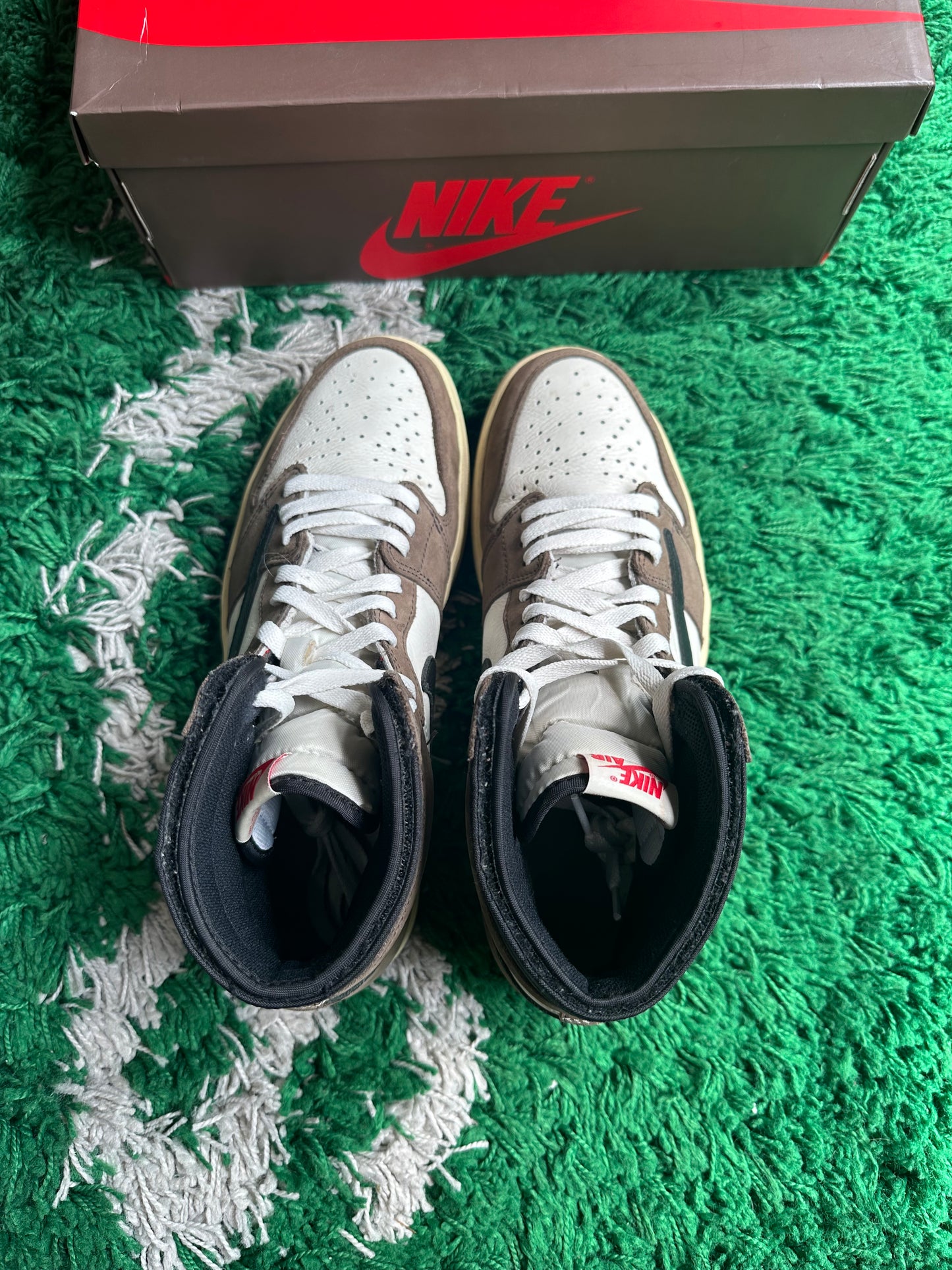 Jordan 1 Travis Scott High “Mocha”