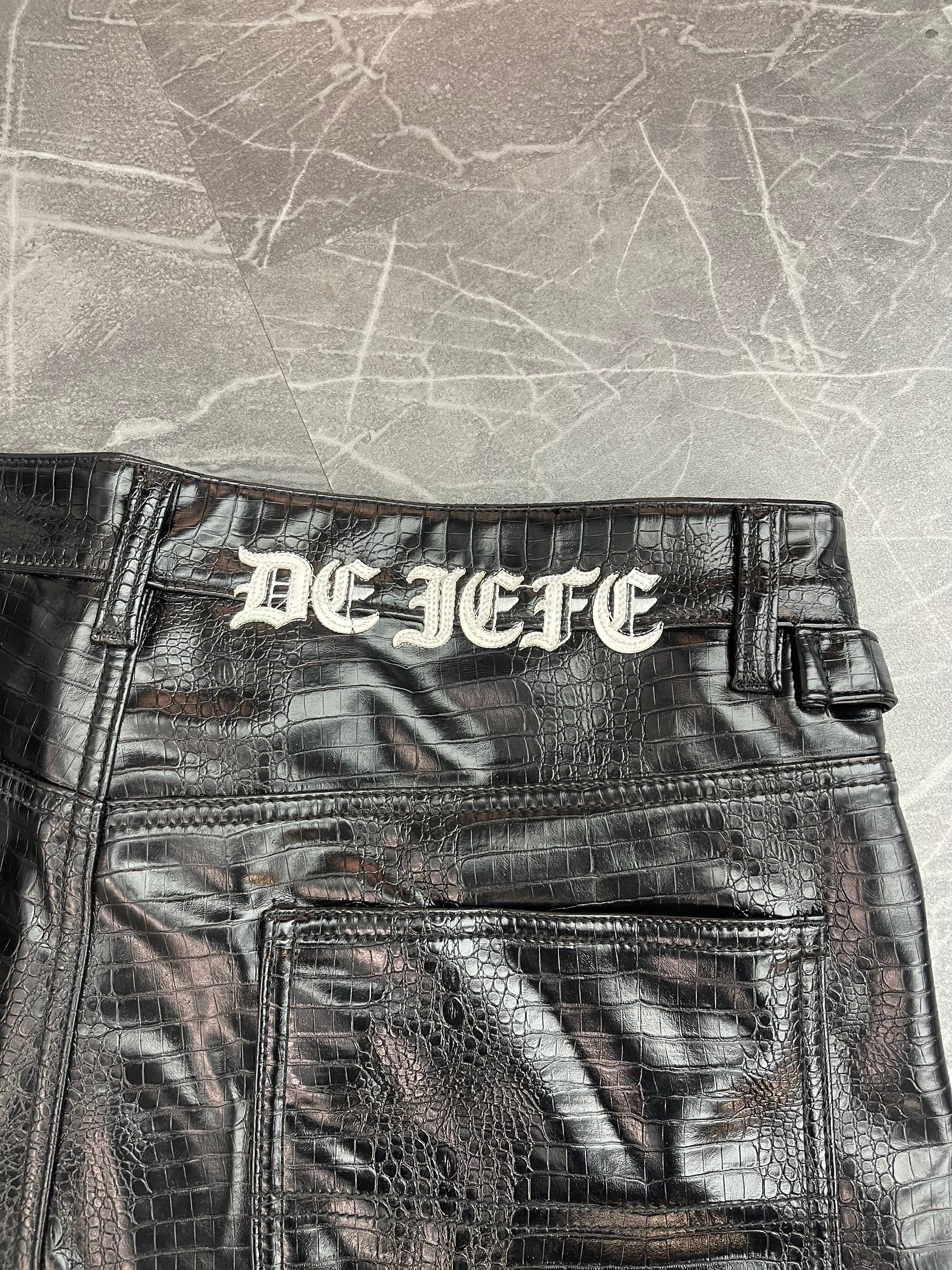 Galeria De Jefe Snakeskin Black Leather Reversible Denim