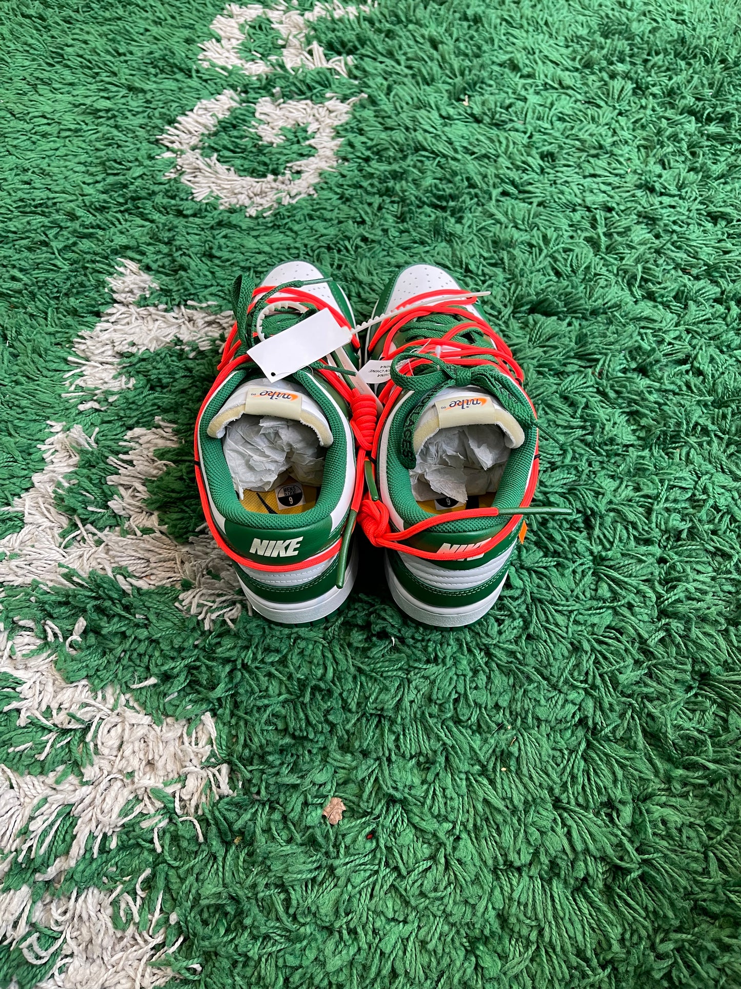 Nike Dunk Low “Off White Pine Green”