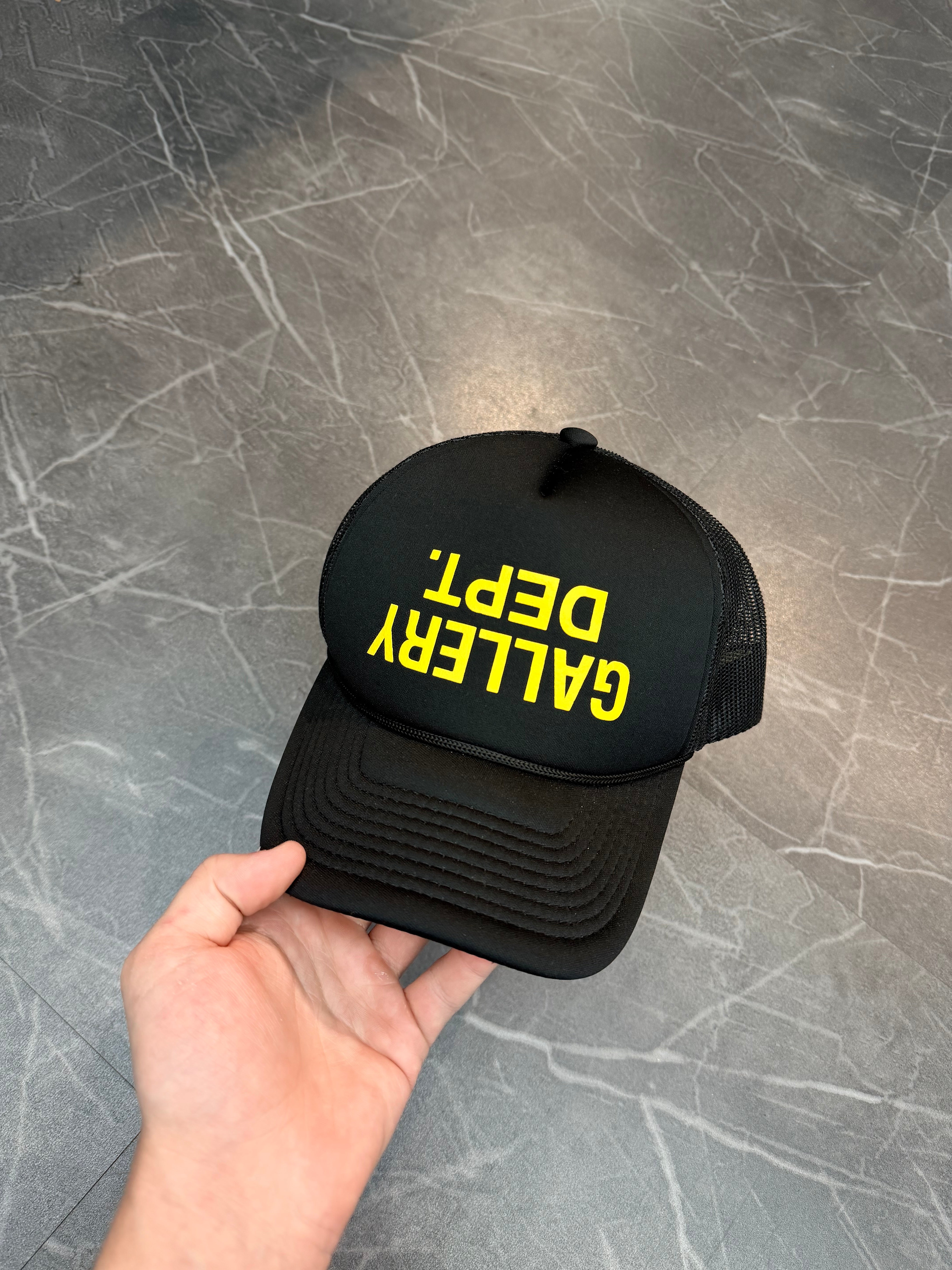 Gallery Dept Trucker Black