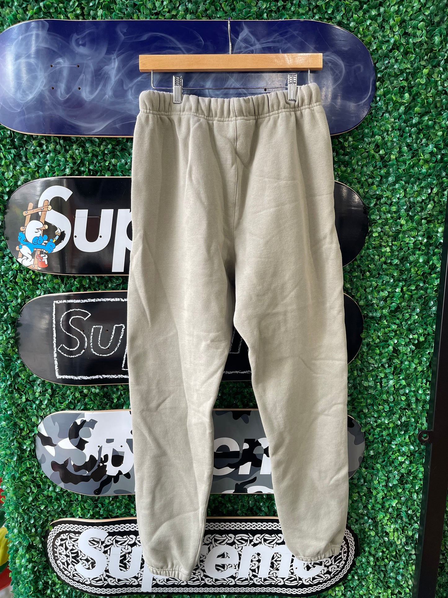Essentials Sweatpants FW’24 “Smoke”