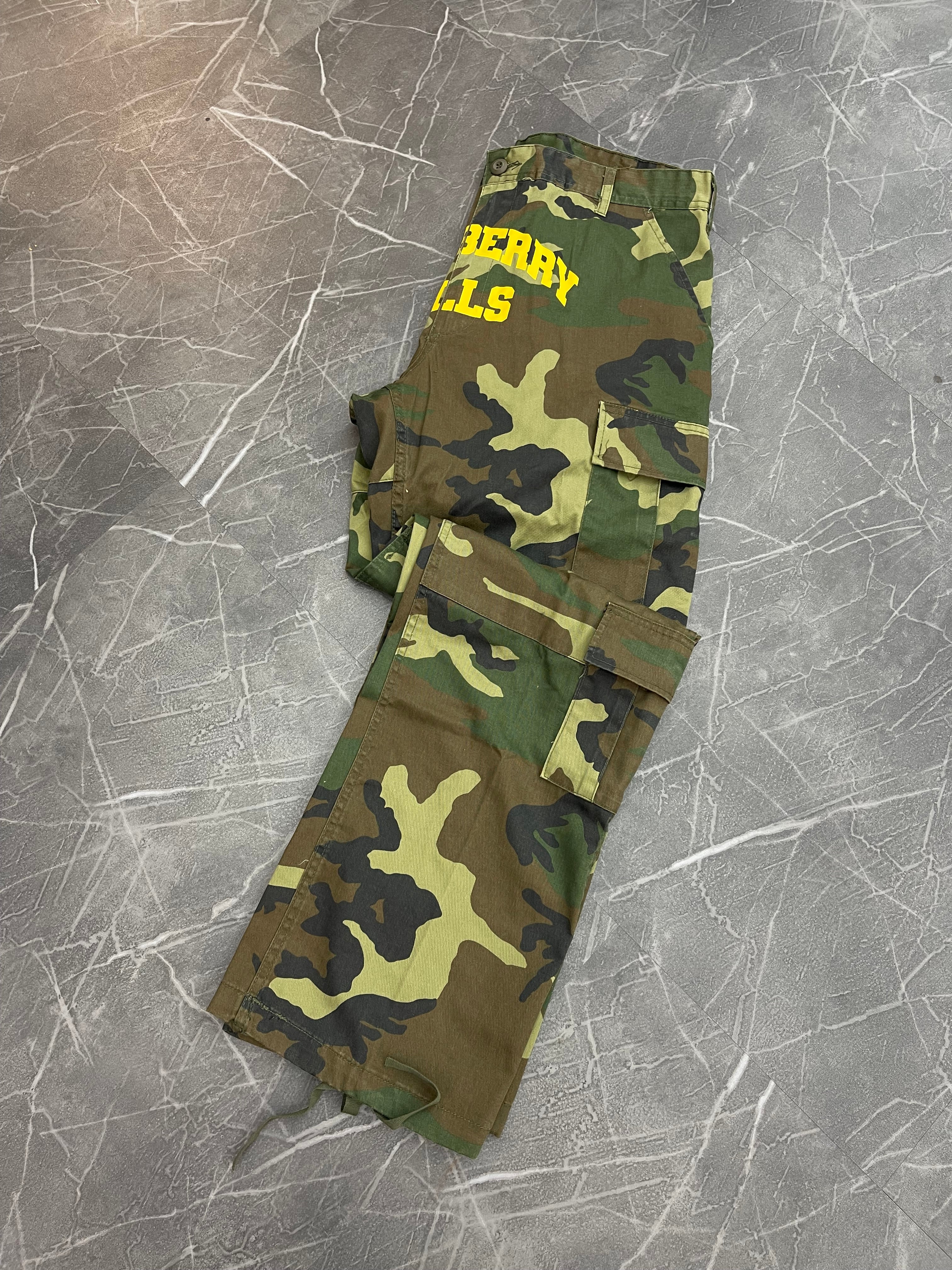 GV Gallery Raspberry Hills Army Cargos