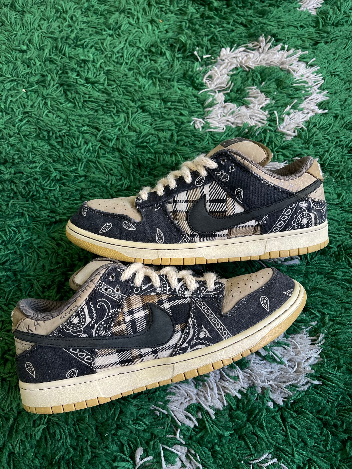 Nike Dunk Low SB x Travis Scott