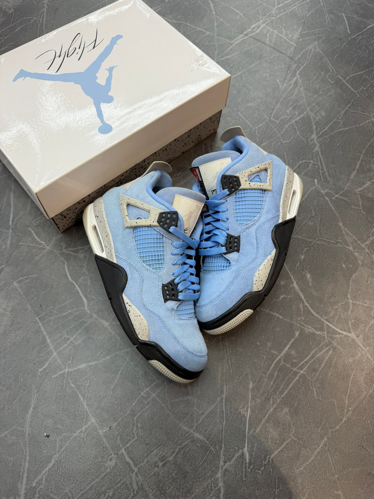 Jordan 4 “University Blue”