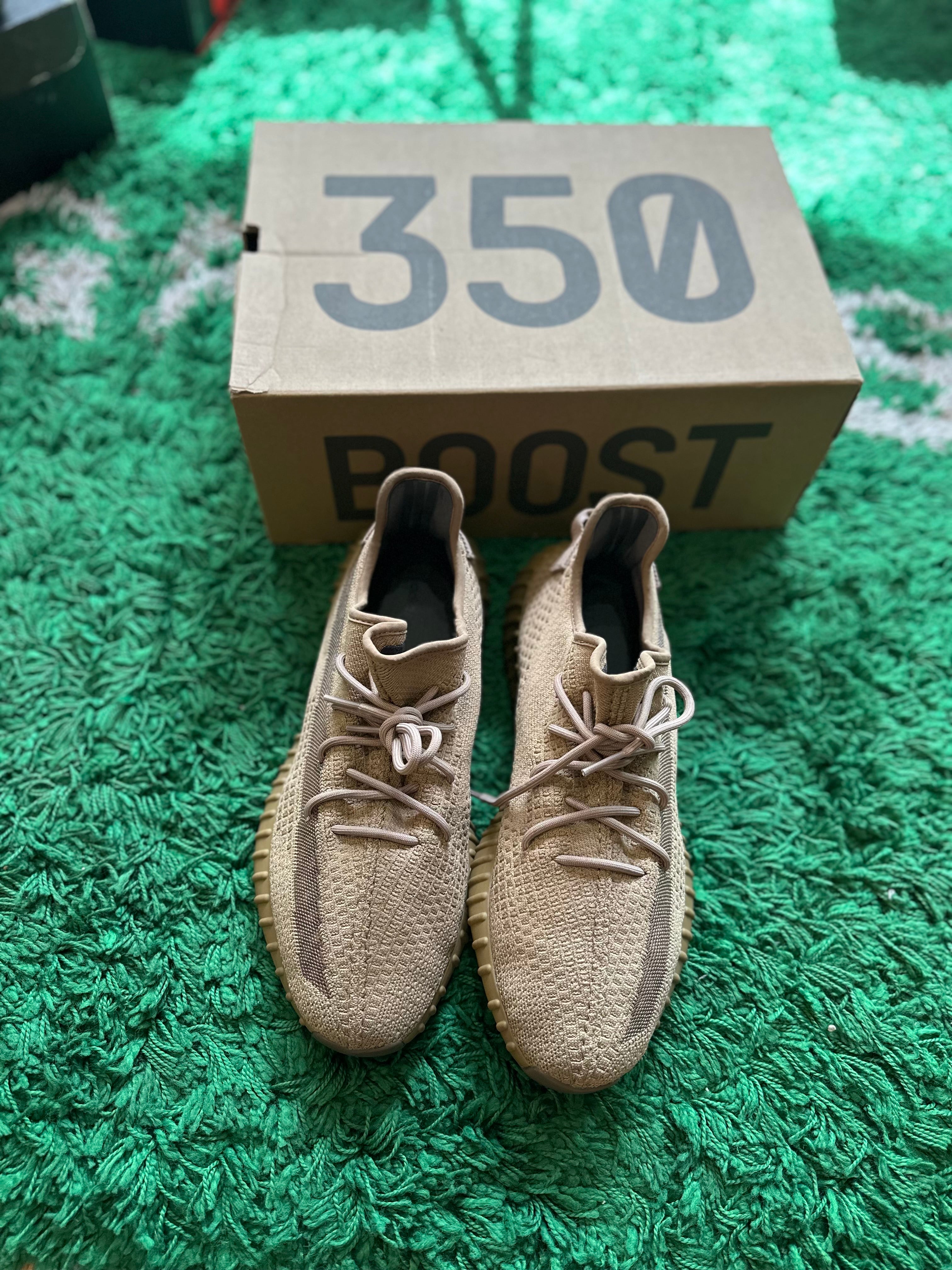Yeezy 350 “Earth”