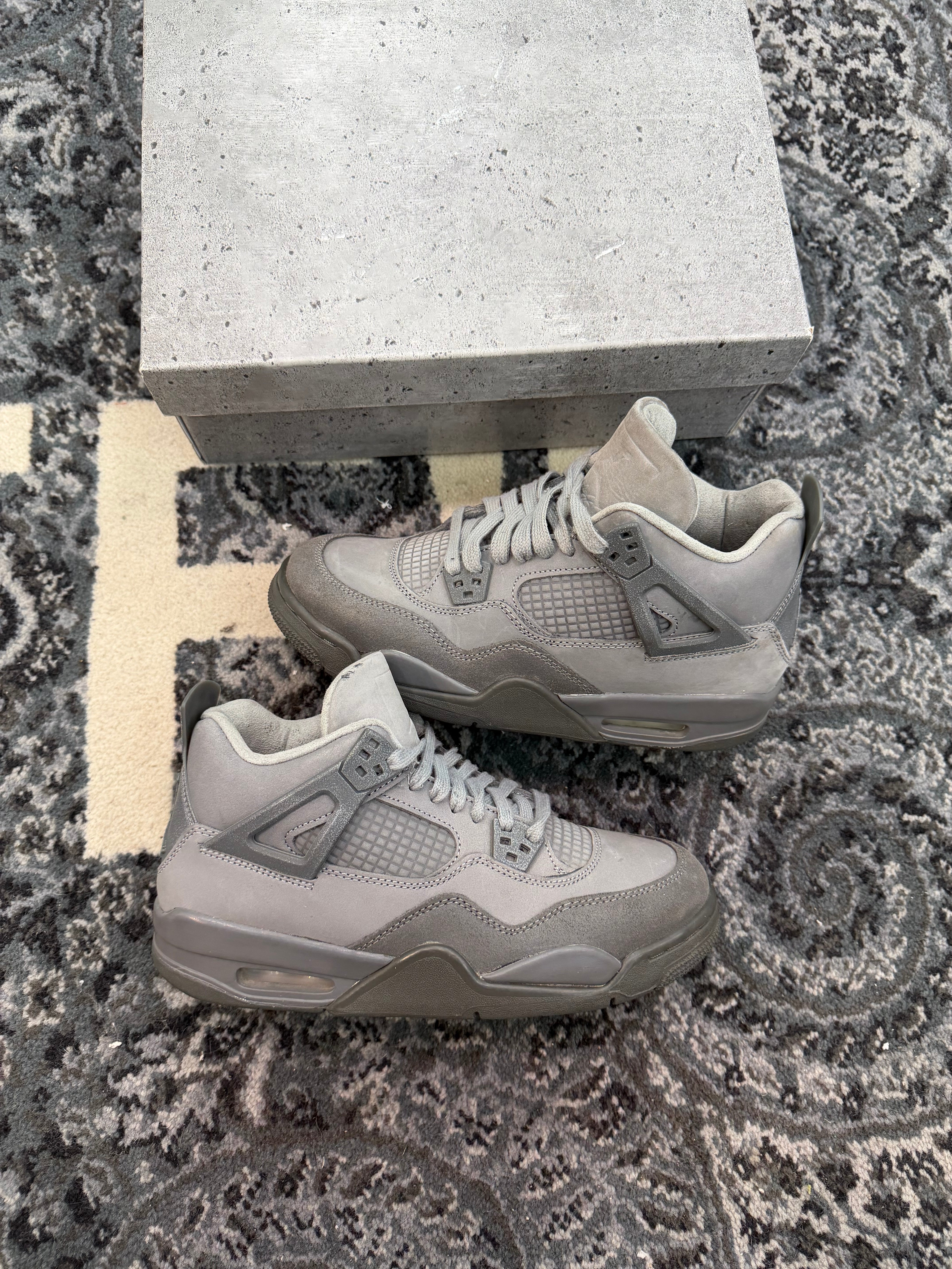 Jordan 4 “Wet Cement”