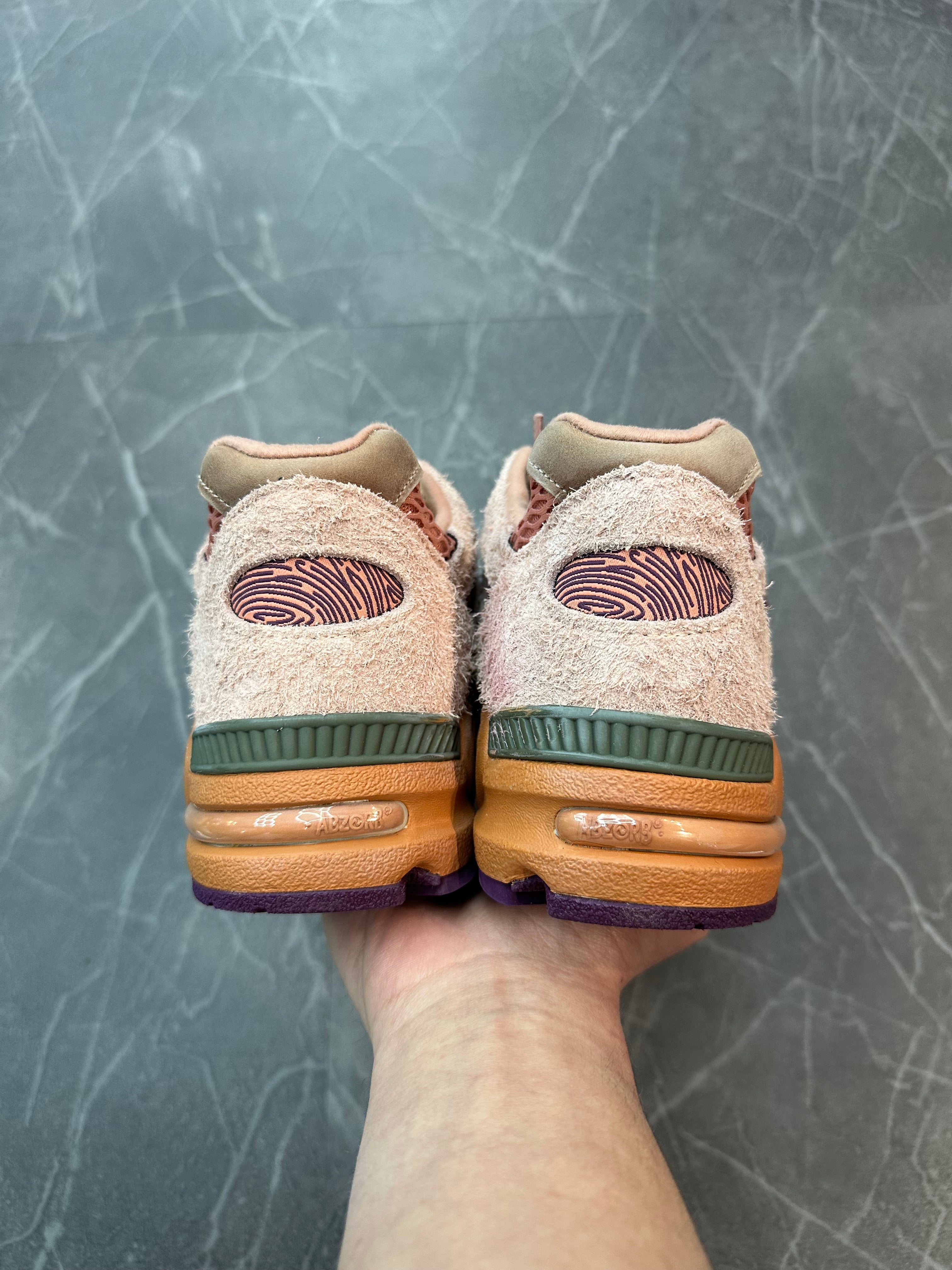New Balance 990 V2 Salehe Bembury “Sand be the Time”