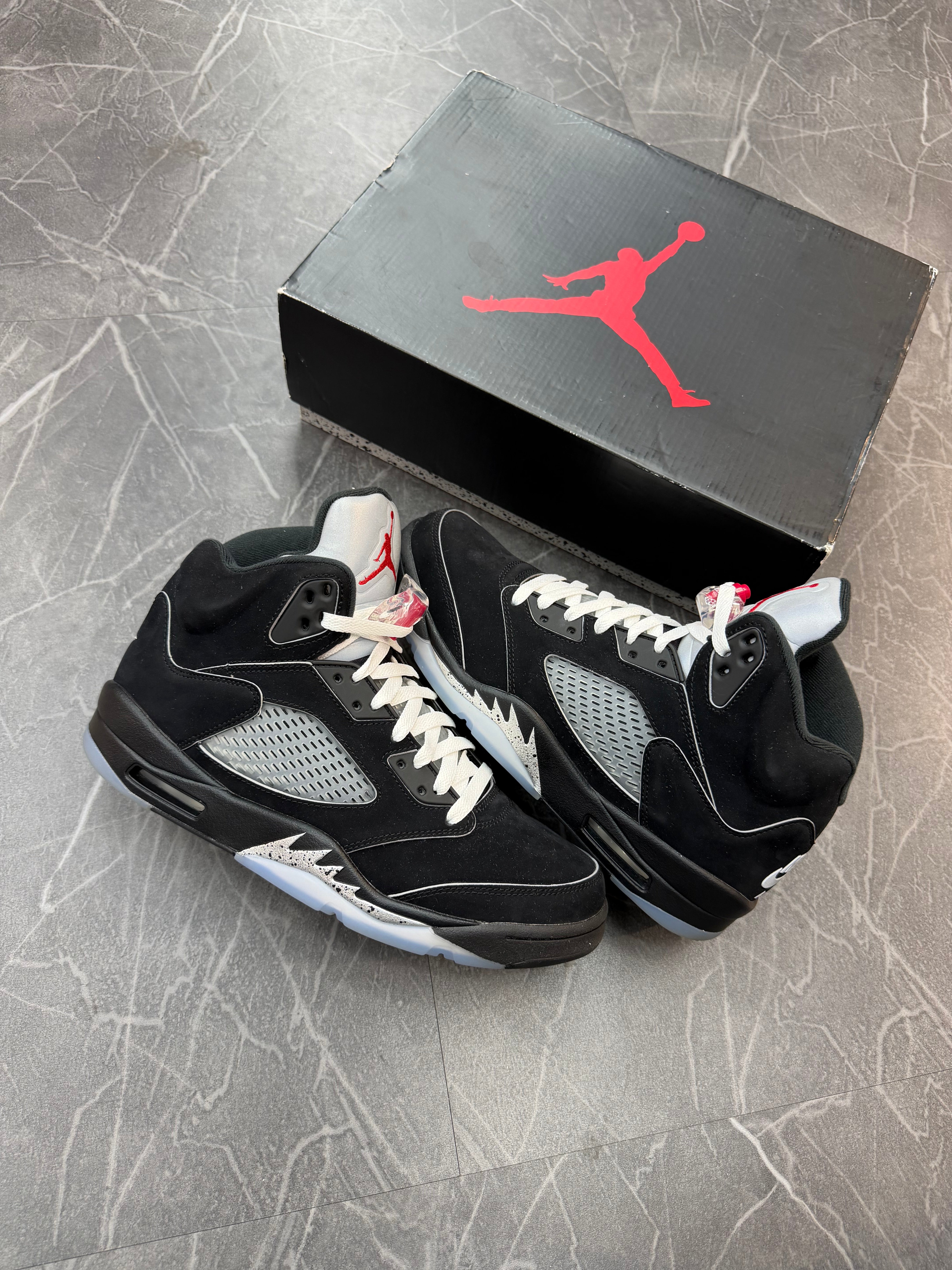 Jordan 5 “Black Metallic Reimagined”