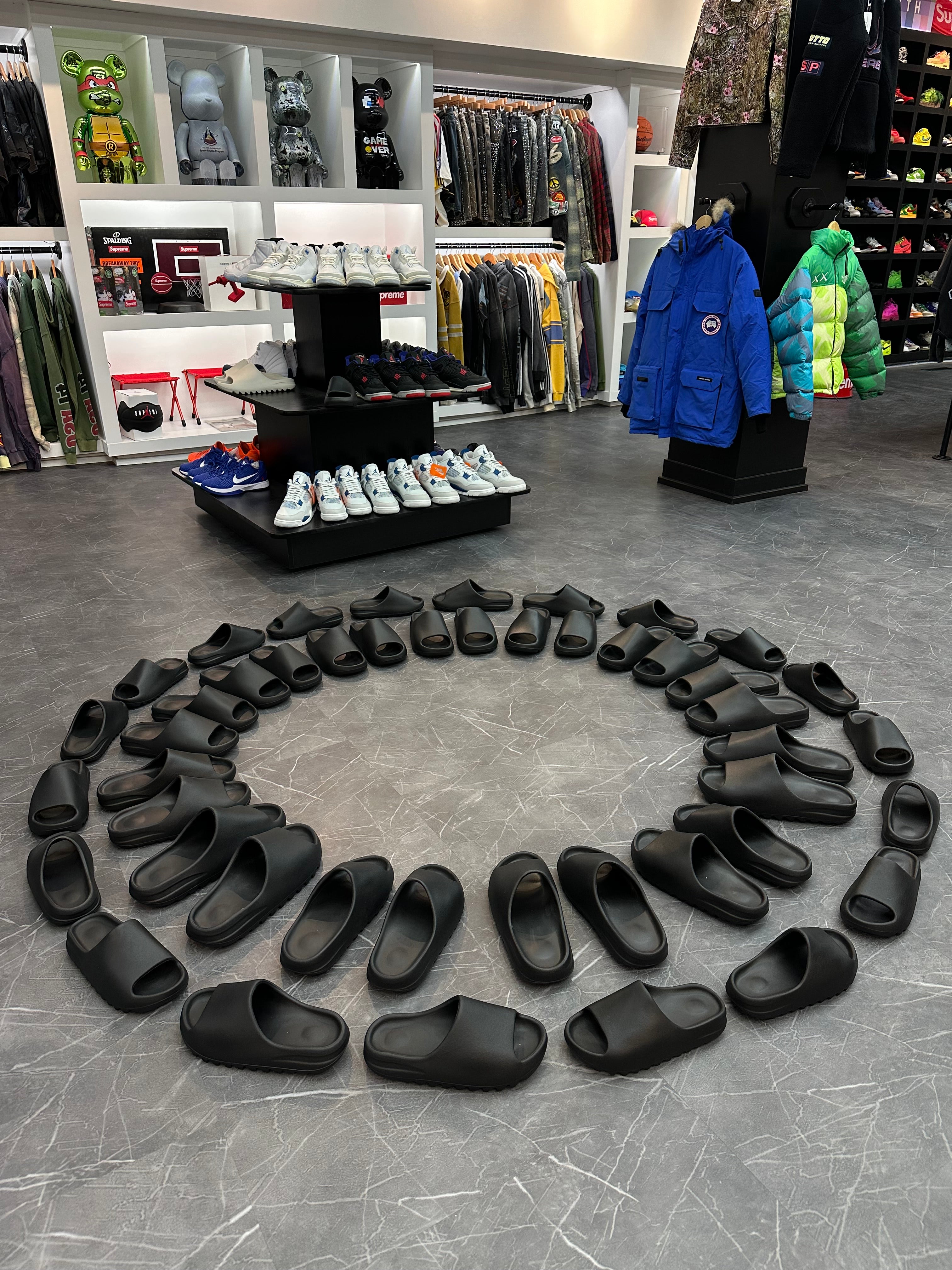 Yeezy Slide “Black” YS-01