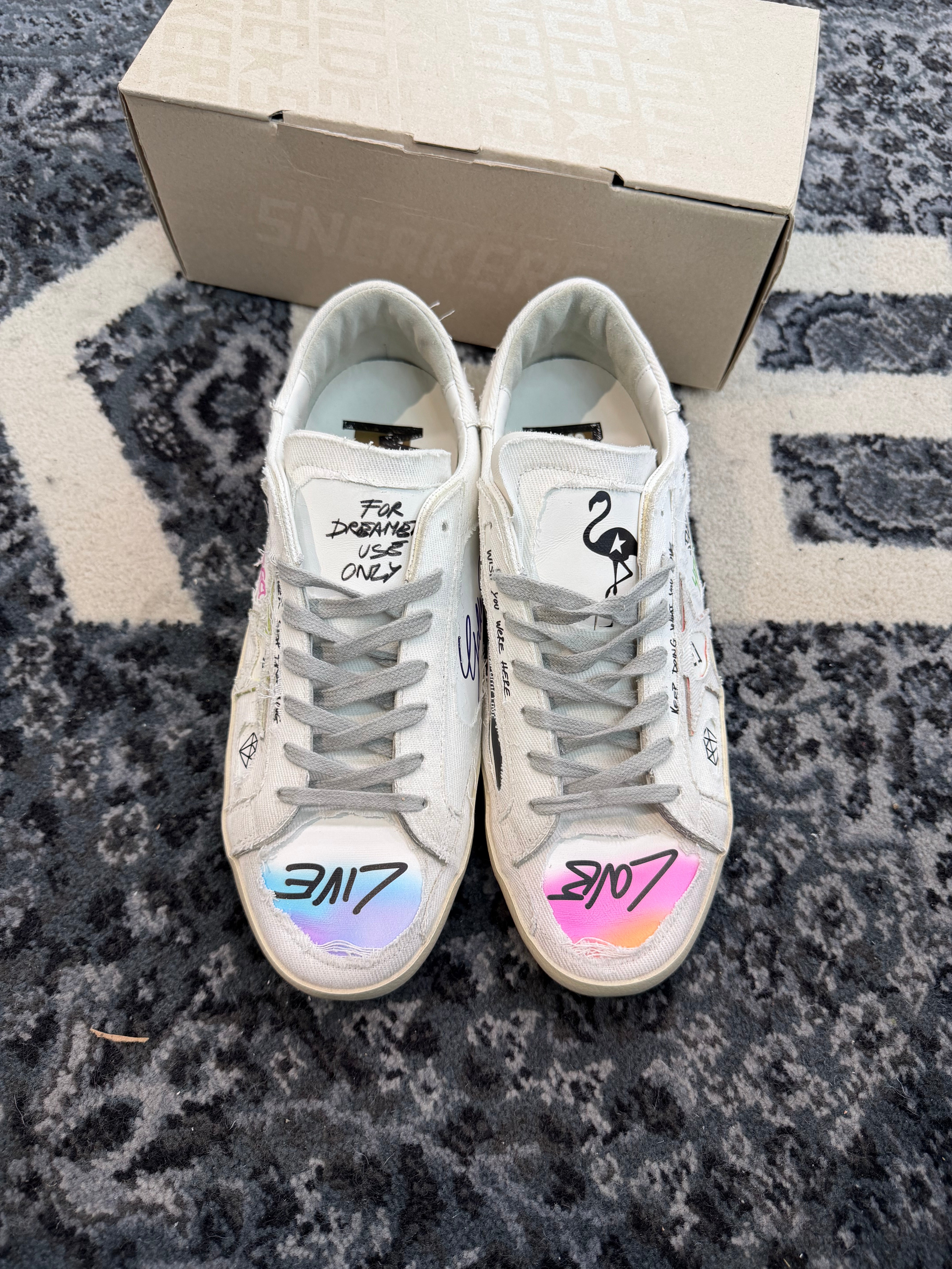 Golden Goose Superstar “Graffiti”