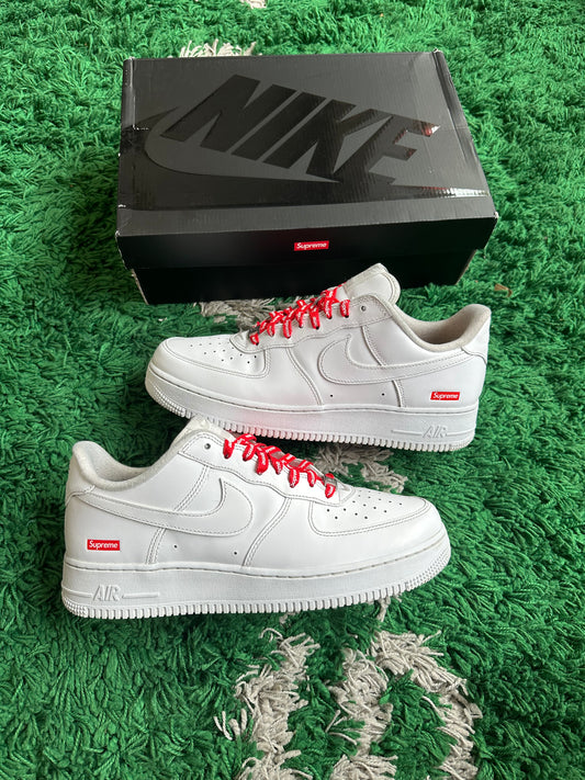 Nike Air Force 1 Low Supreme “White”