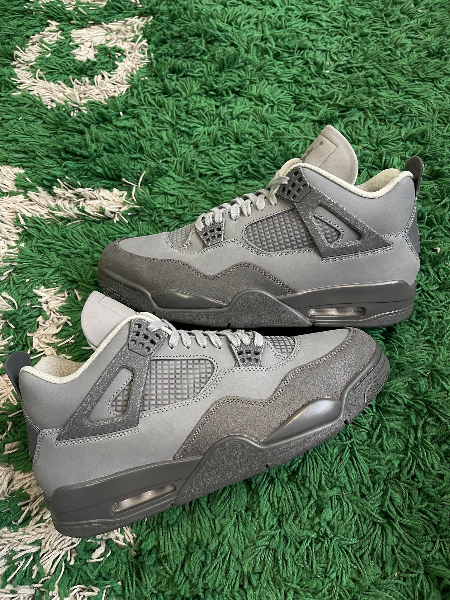 Jordan 4 “Wet Cement”